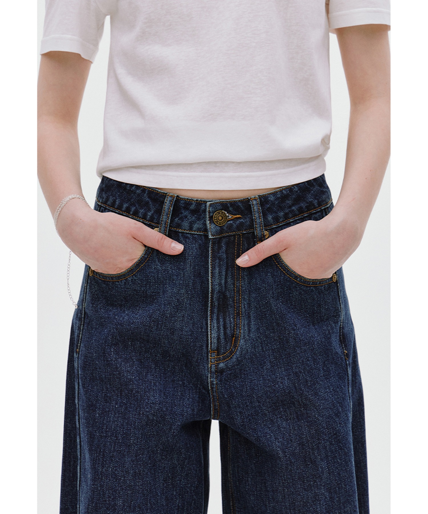 〈にゃんちゅう様〉ハイウエスト サイドシーム カーブデニムパンツ ハイウエスト サイドシーム カーブデニムパンツ FC25K043【Fano