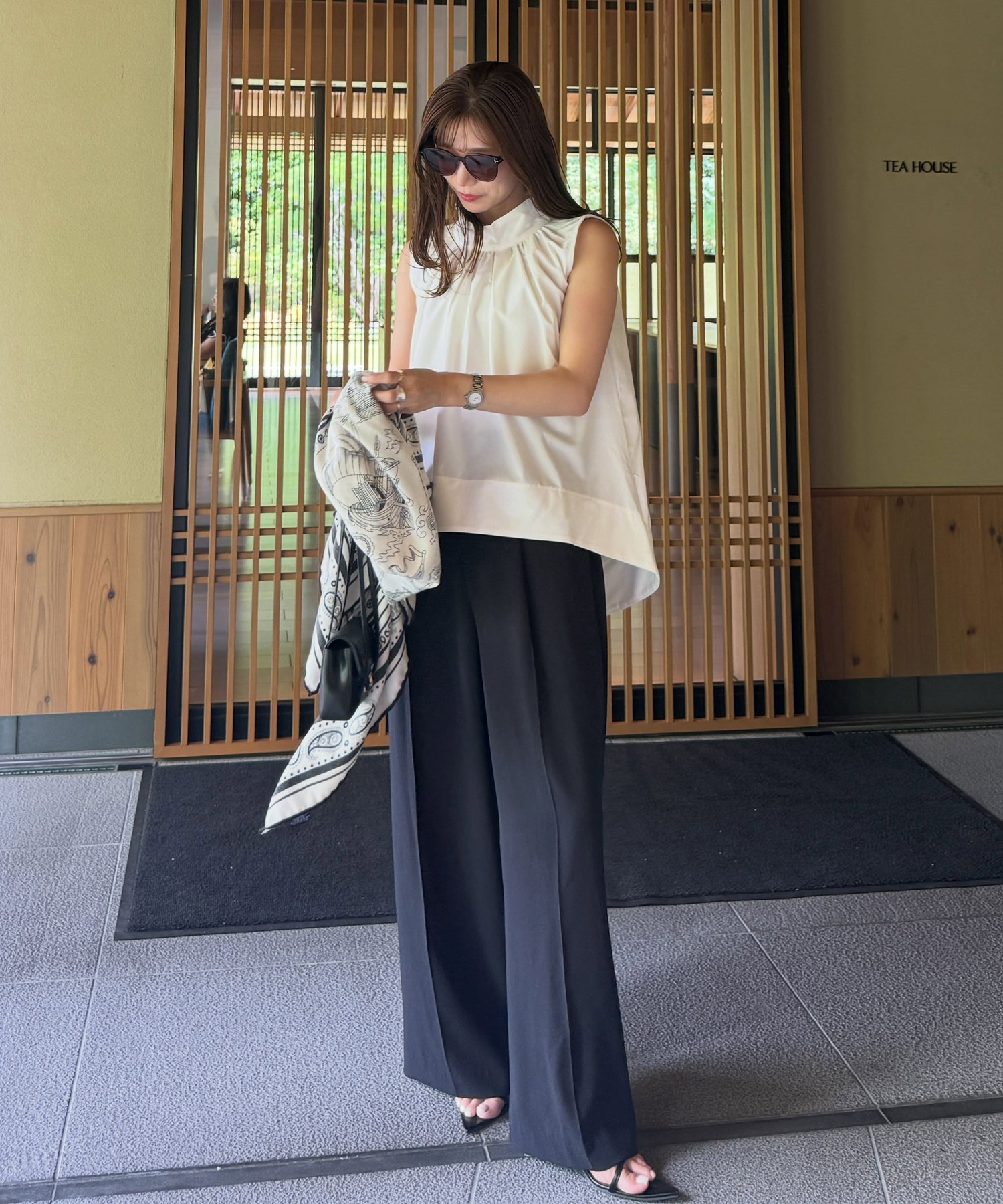 model：H159 着用サイズ：FREE