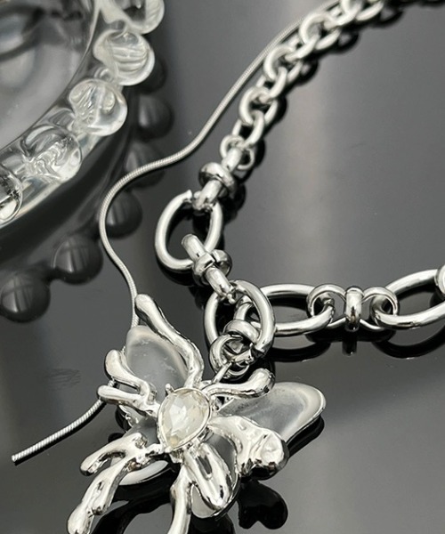 小物 kim A'GEM/9 × .kom 『.KOM/ドットケーオーエム』 デザイン蝶ネックレス