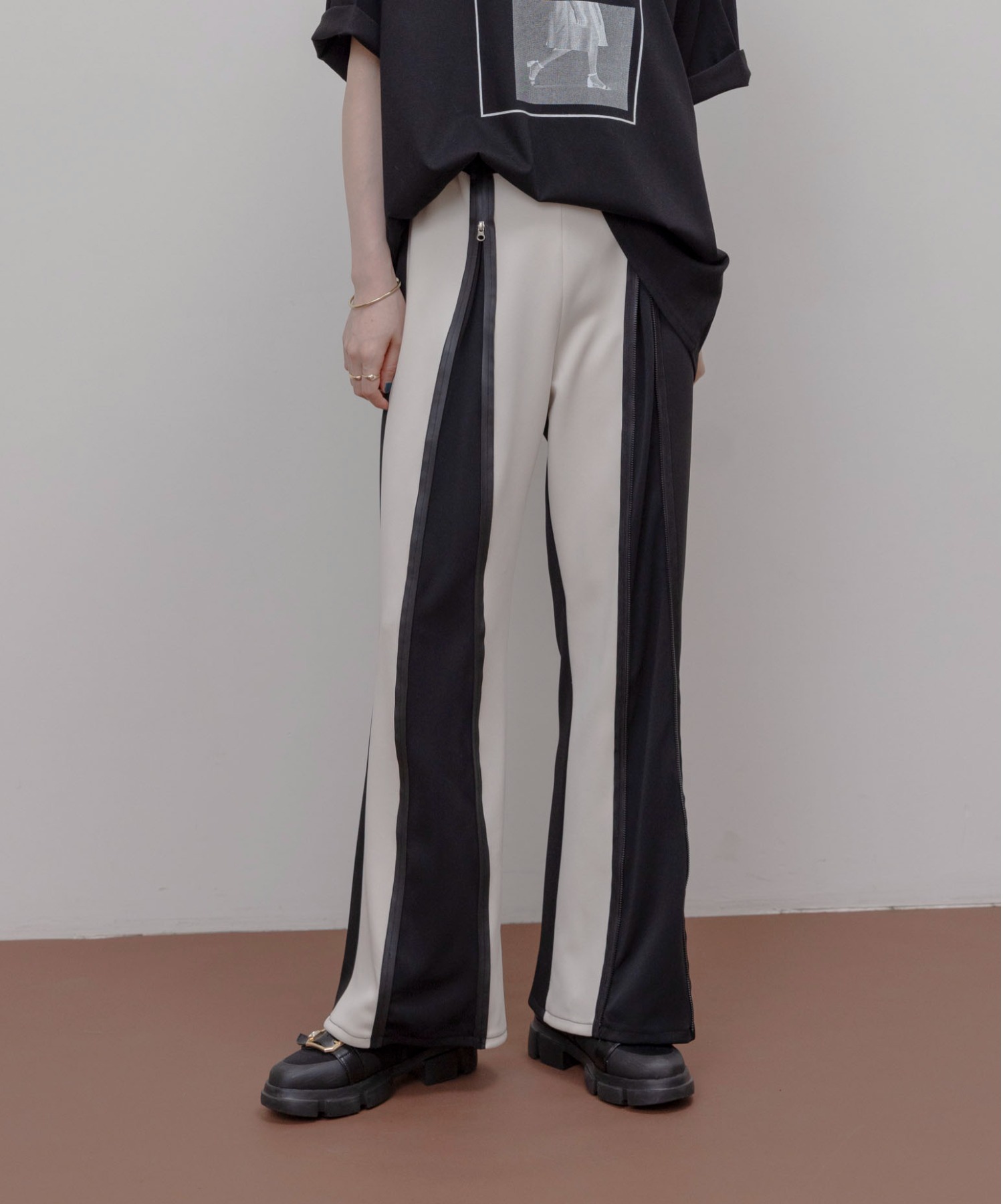 パンツ emiyo 7号～13号対応】【シルエットアレンジ可能】ZIP開閉で調整可能な