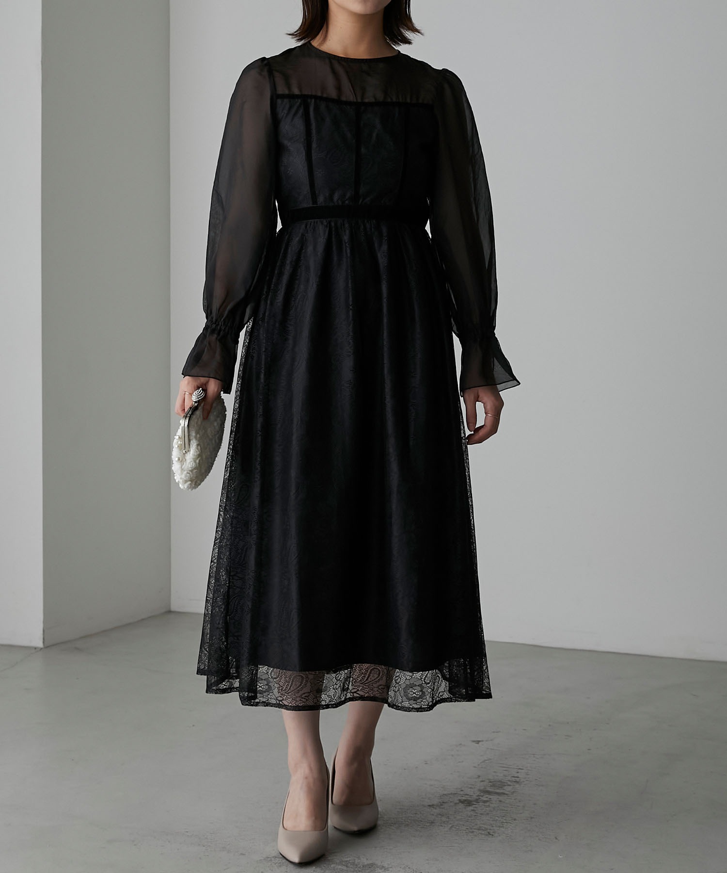 BONLECILL noir】ベロアパイピング キャンディスリーブ フラワーレース