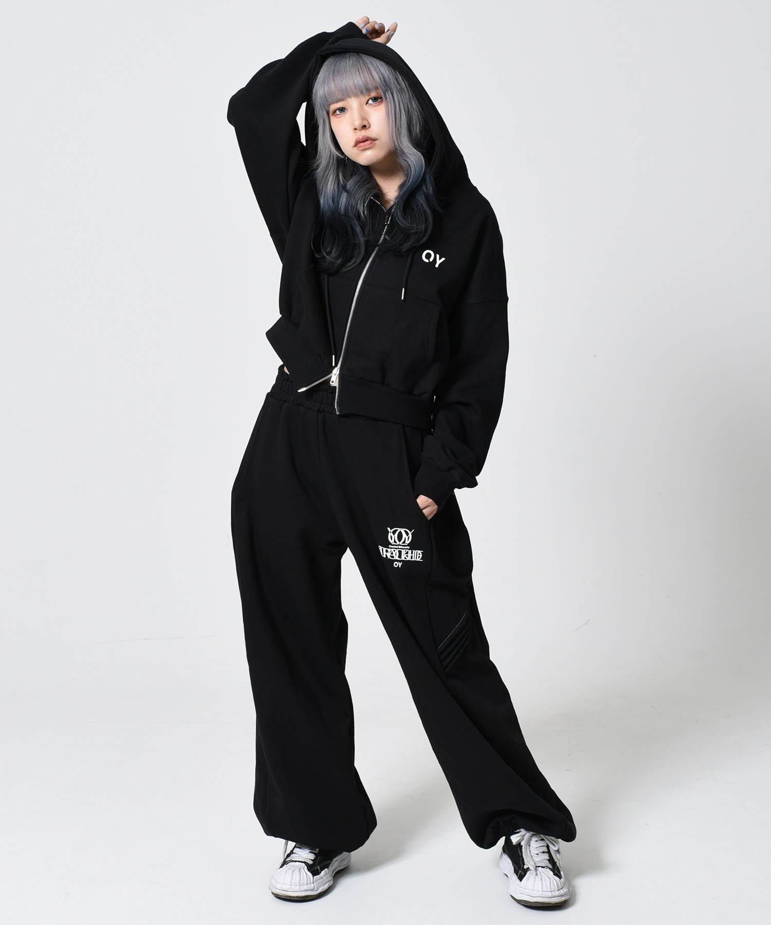 OY/オーワイ』 MELTING FLOWER CROP HOODIE ZIP UP/メルティング