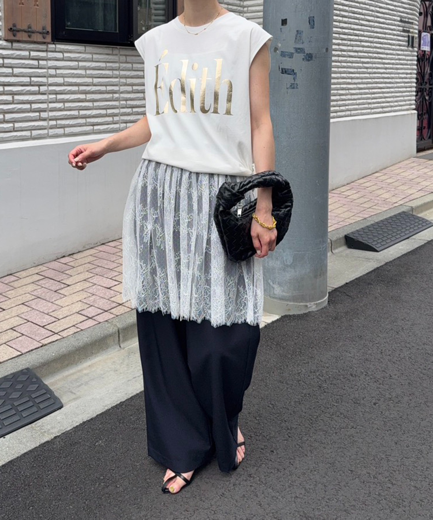 model：H166　着用サイズ：MT