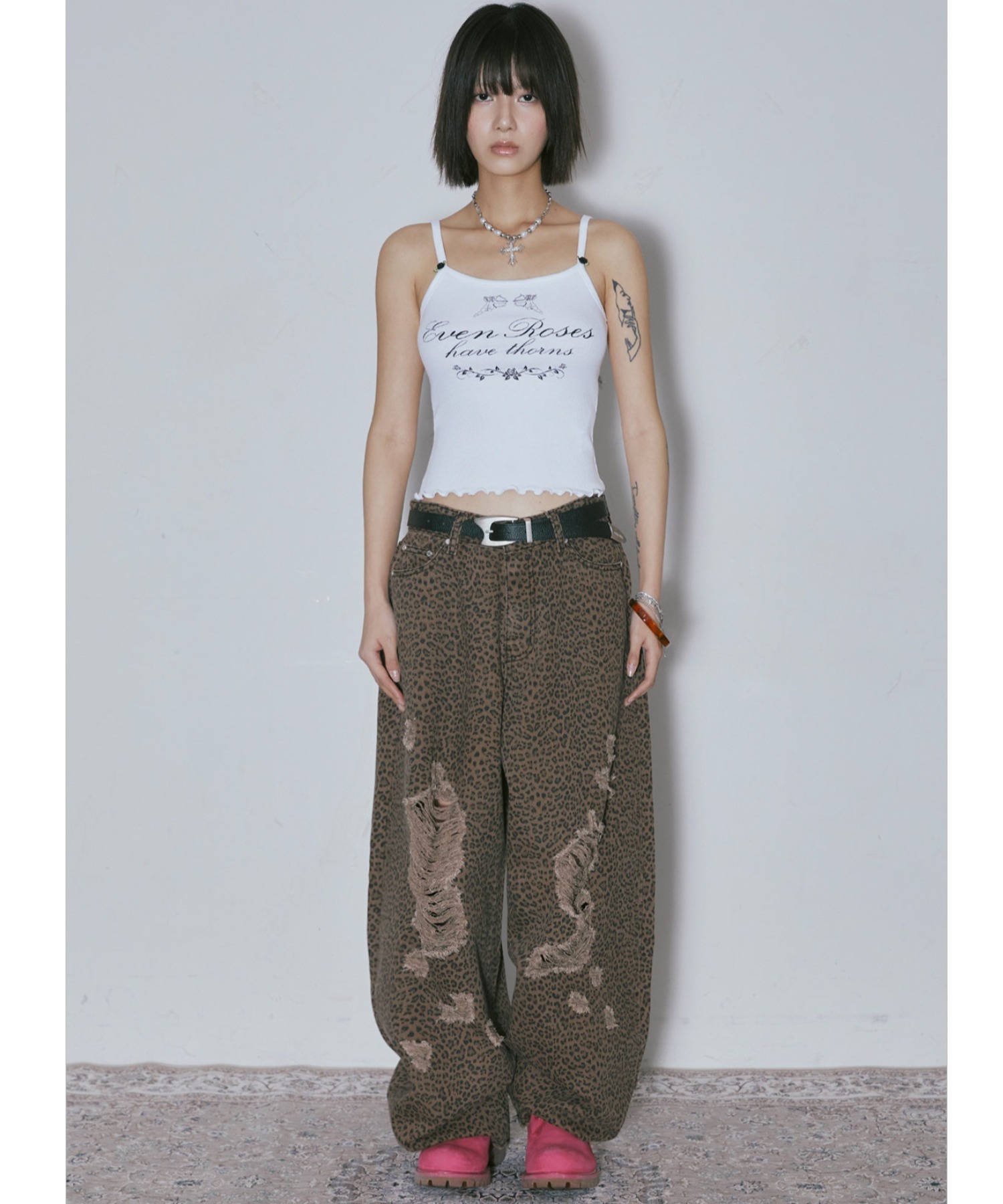 ブラウス シャツ A'GEM/9 × .kom 「NIIER NOR/ニーアノア」 ROSE SLEEVELESS SHIRT/ローズ スリーブノース A'GEM/9 × .kom 『NIIER NOR/ニーアノア』 ROSE SLEEVELESS