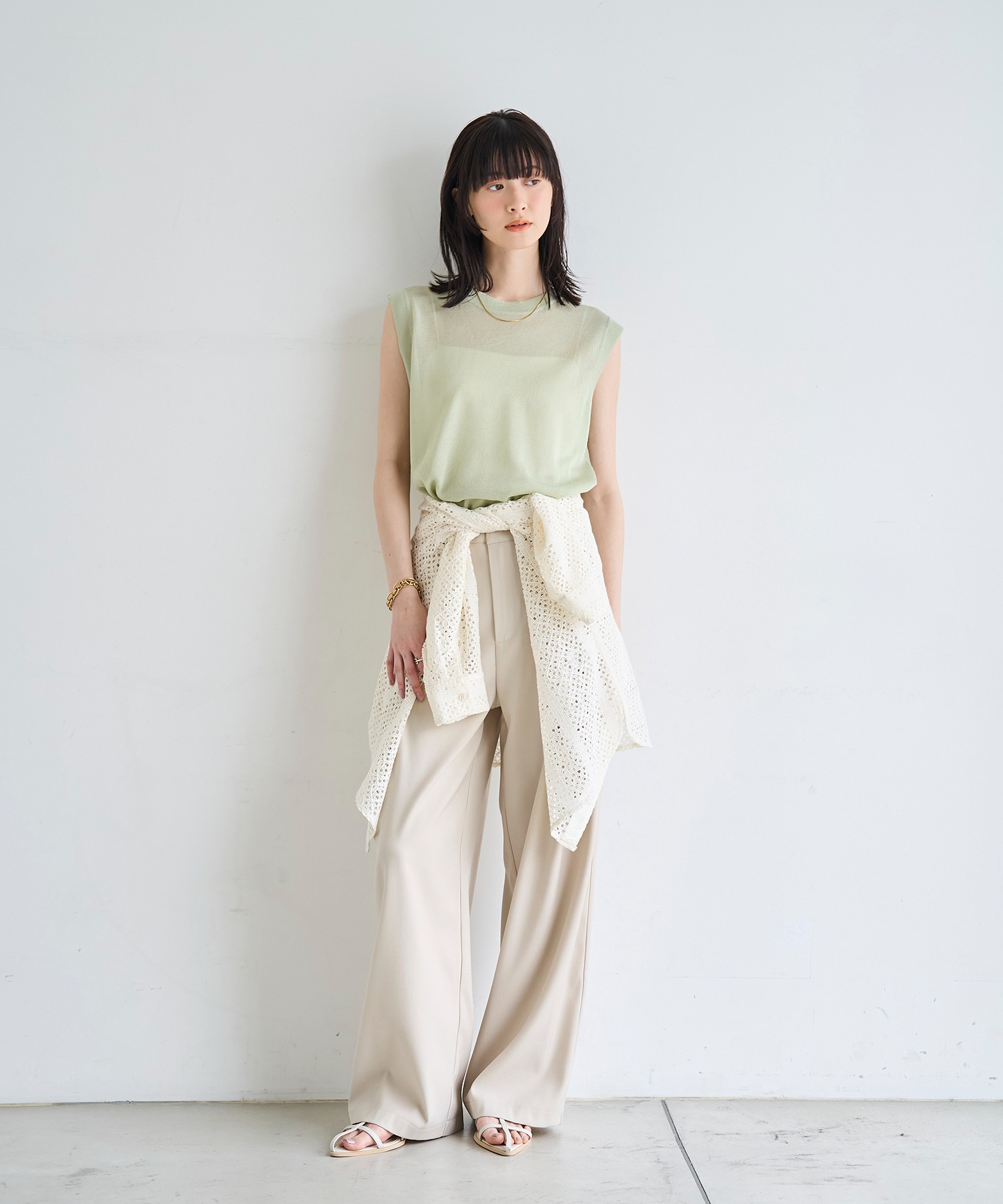 model：H166　着用サイズ：M