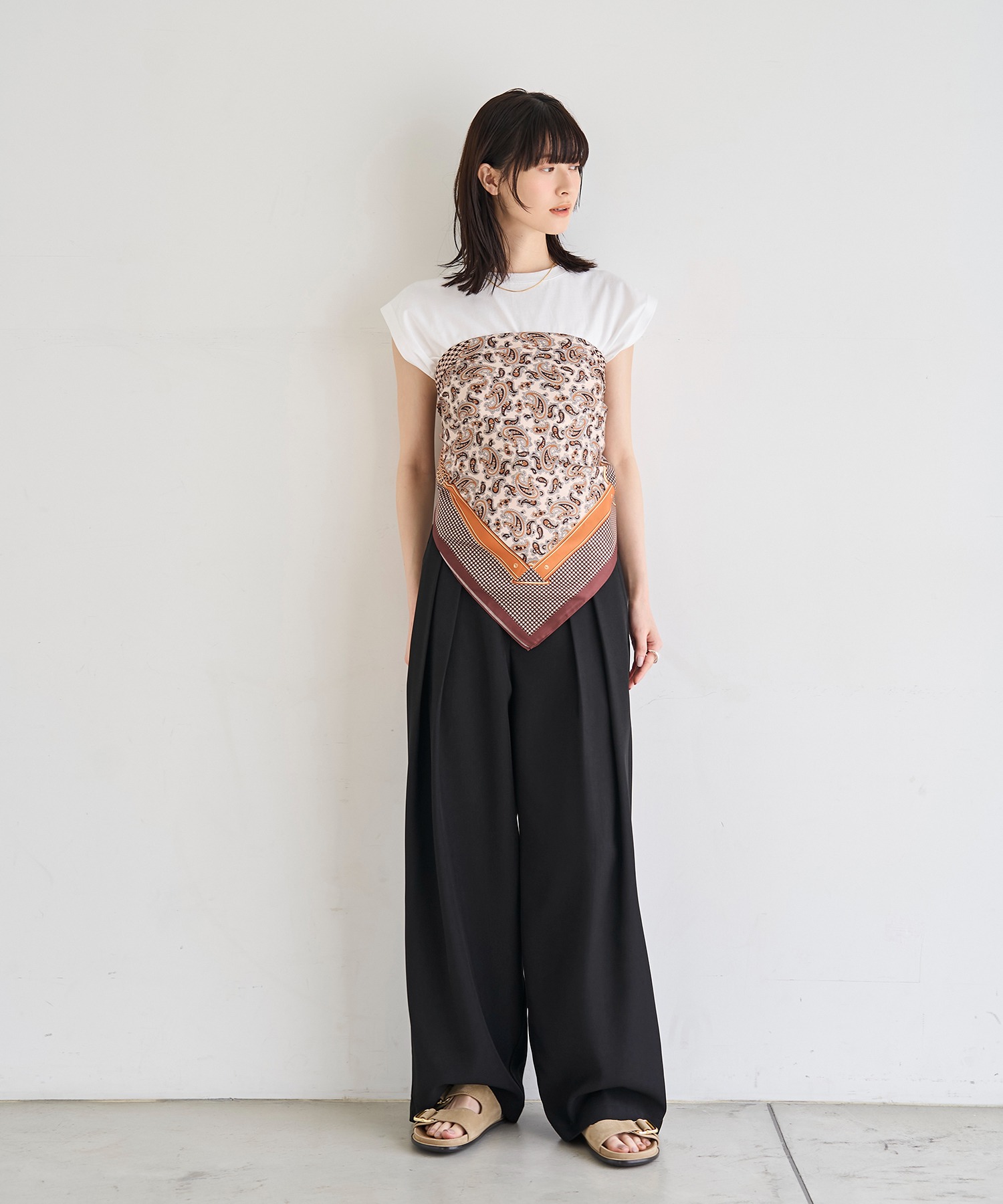 model：H166　着用サイズ：M