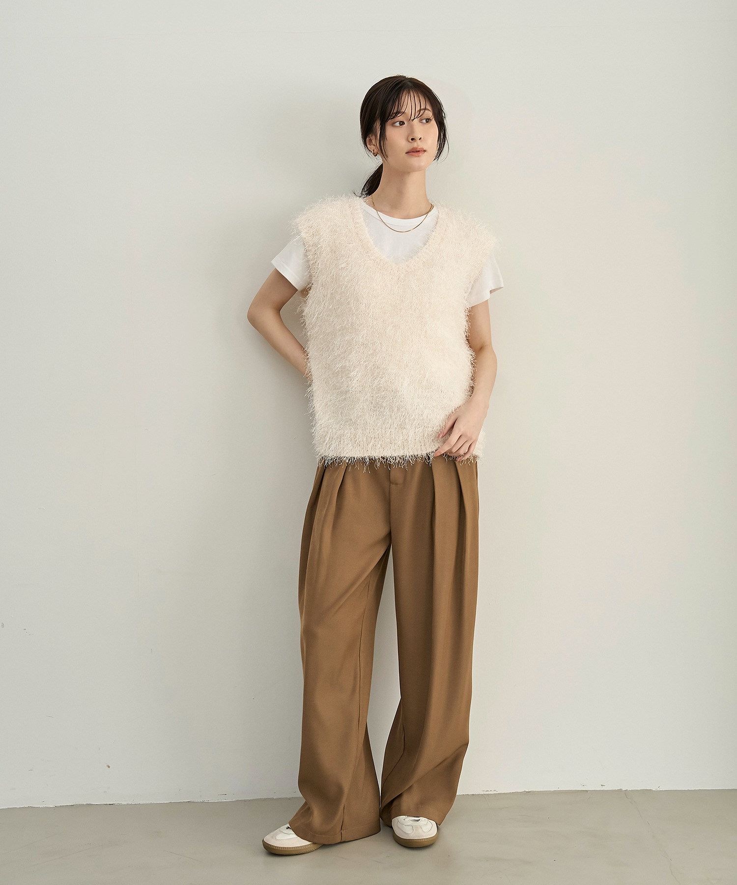 model：H166　着用サイズ：M