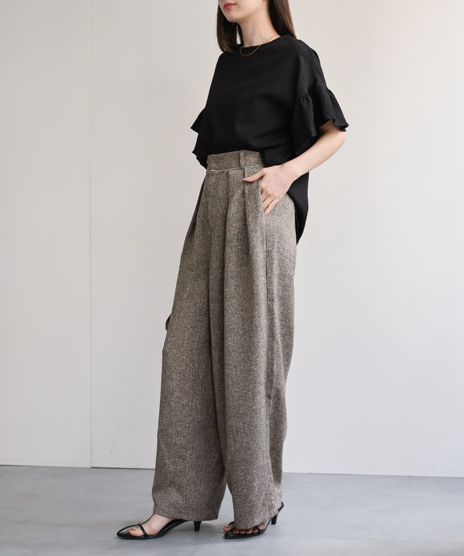 model：162cm 着用サイズ：F