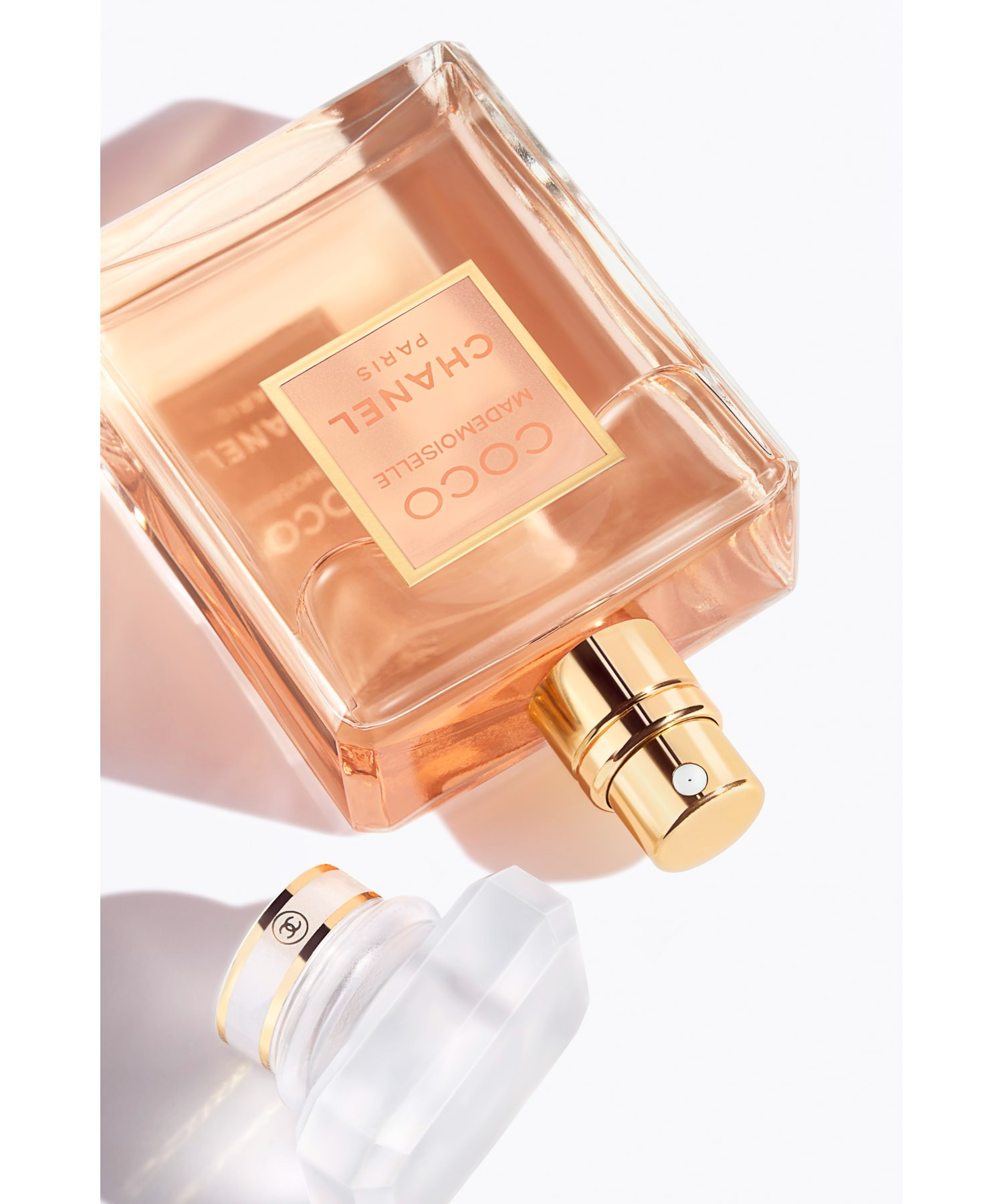 ココ マドモアゼル オードゥ パルファム（限定ラッピング）（香水