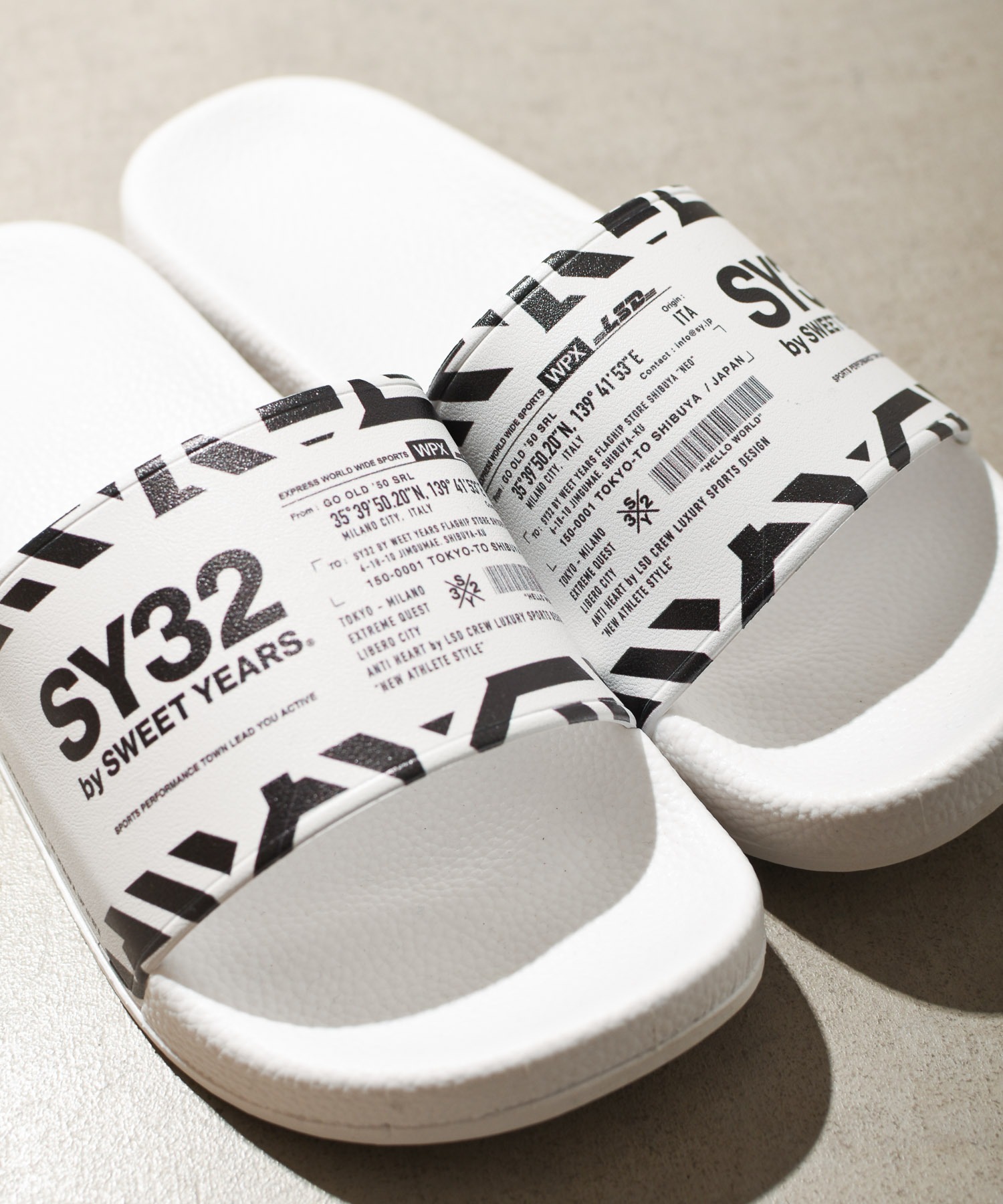 SY32 by SWEET YEARSSY32 YEARS ADDRESS SHOWER SANDALS