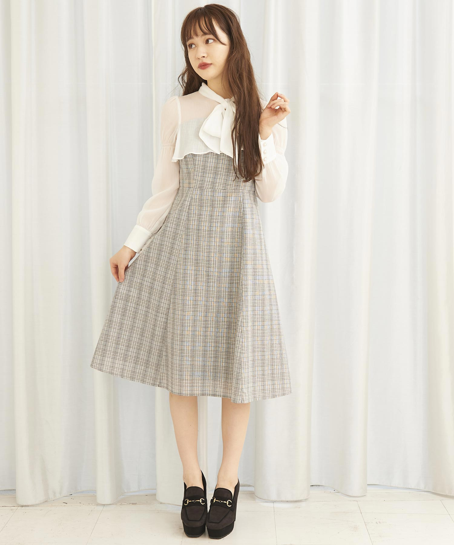 枚数限定 ボウタイグロスミディワンピース Titty Co 在庫限り 完売次第終了ぽっきりsale