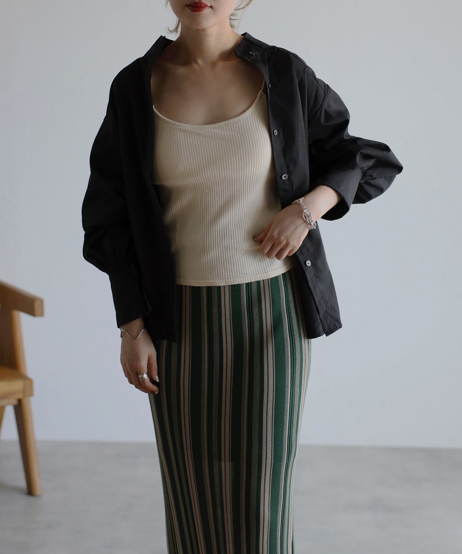 model：H158 着用サイズ：FREE