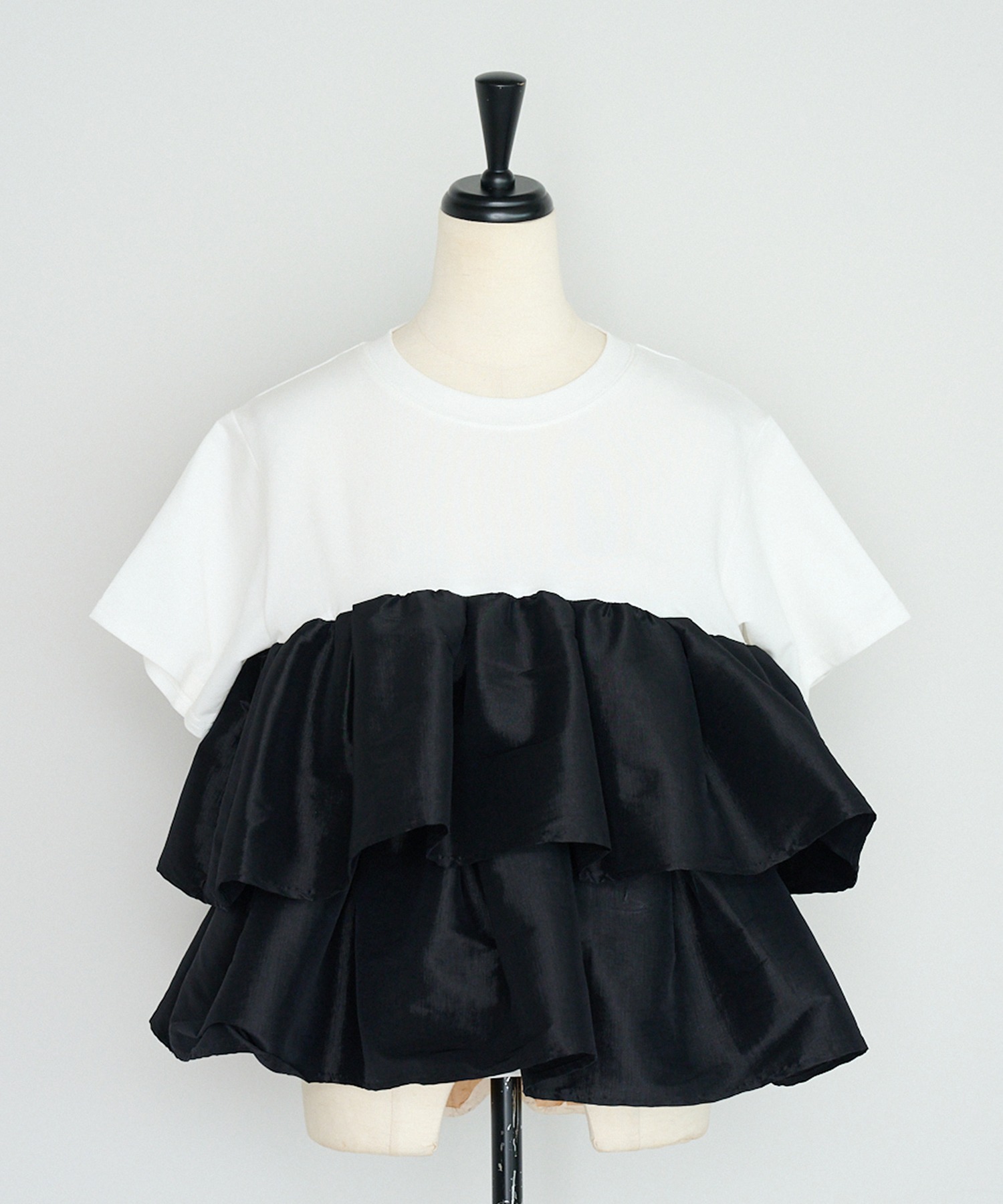 White×Black