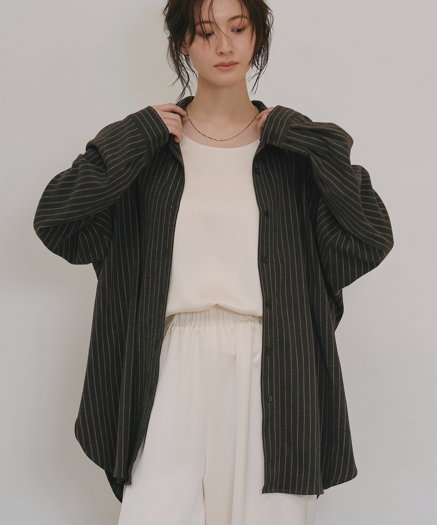 model：H166　着用サイズ：F