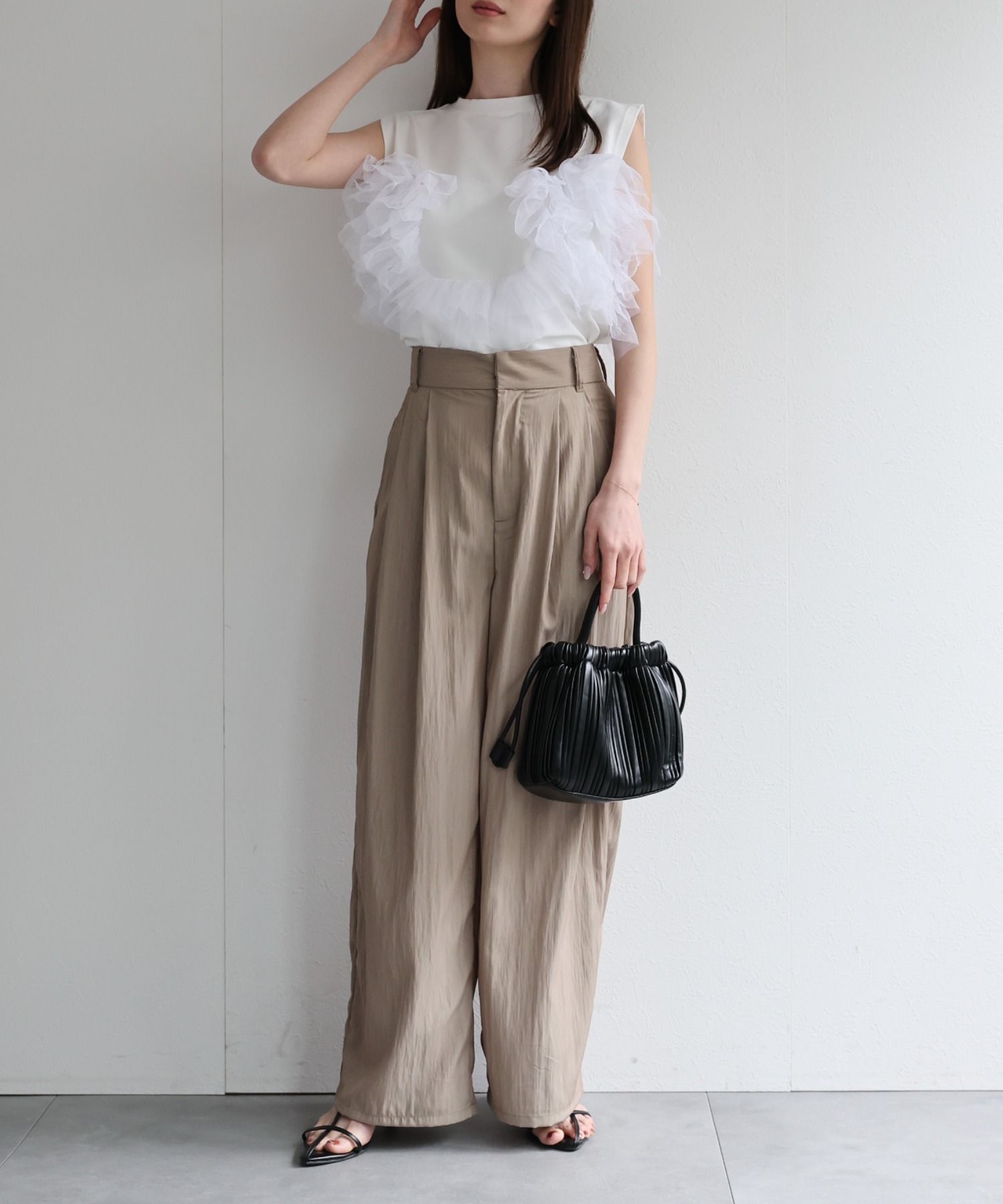 model：162cm 着用サイズ：F