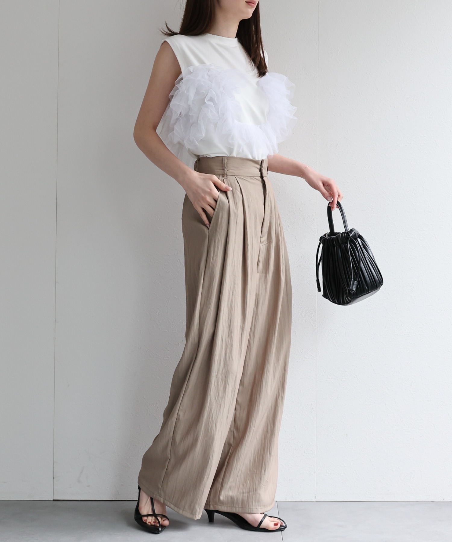 model：162cm 着用サイズ：F