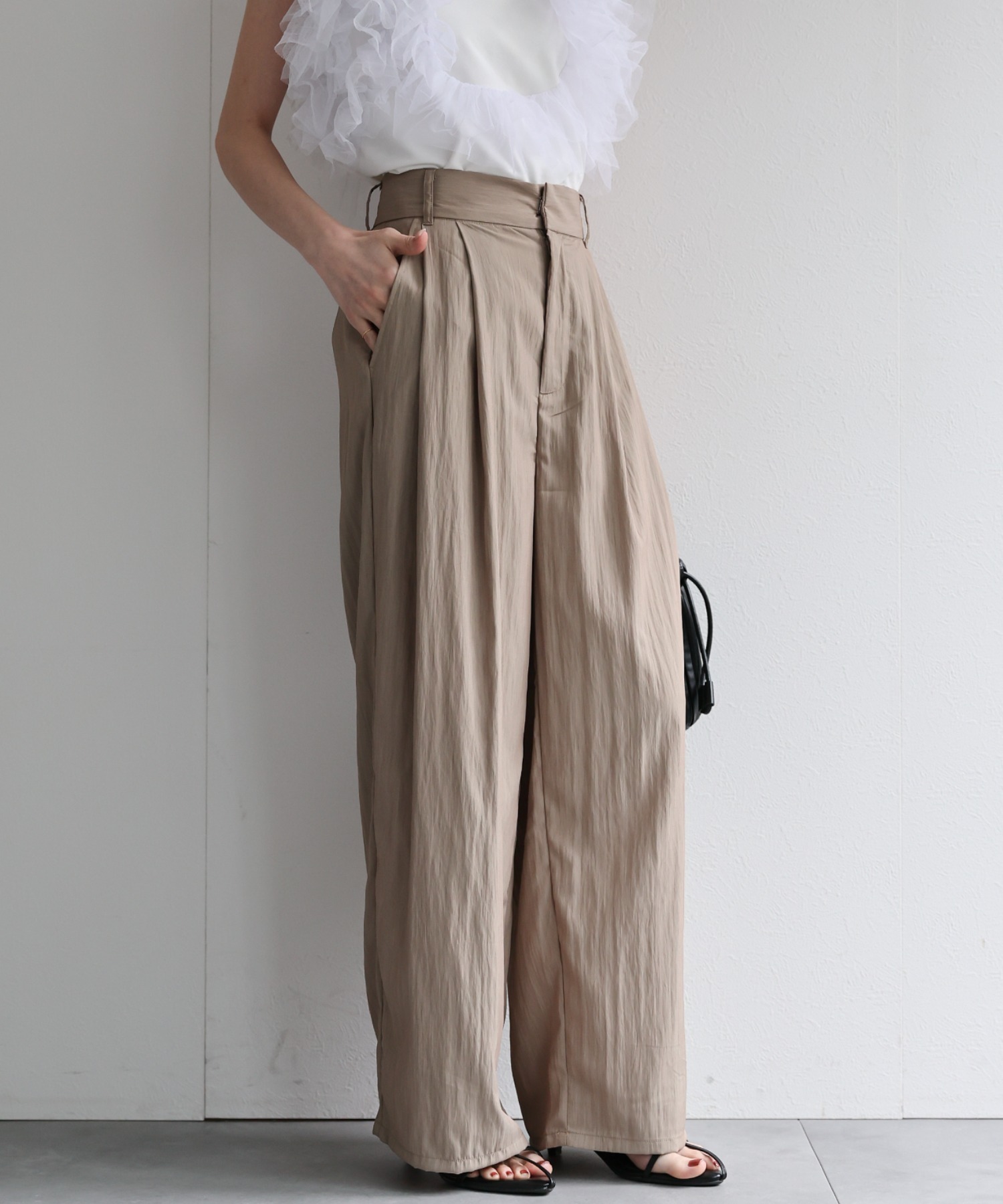 model：162cm 着用サイズ：F