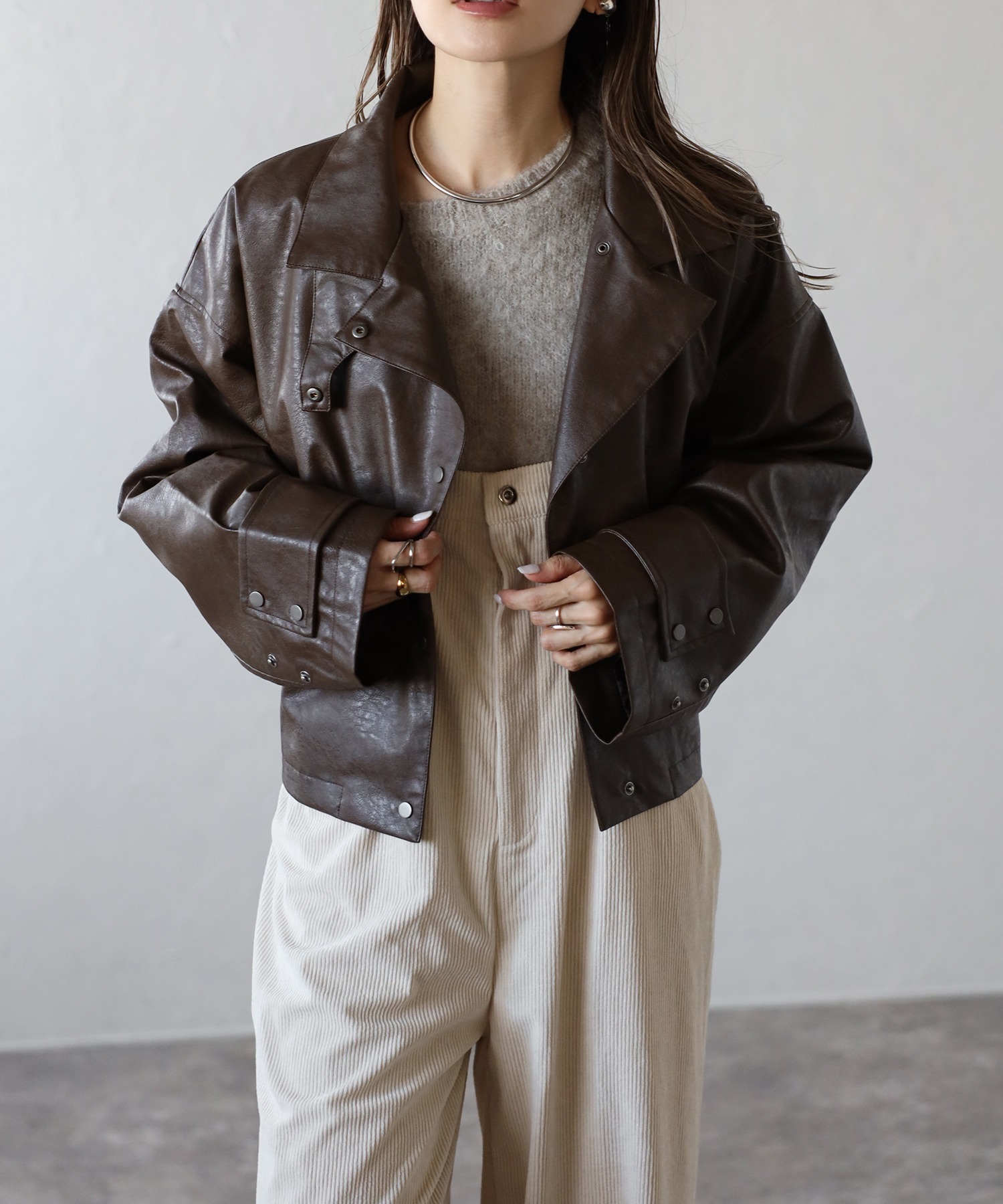model：H165 着用サイズ：FREE