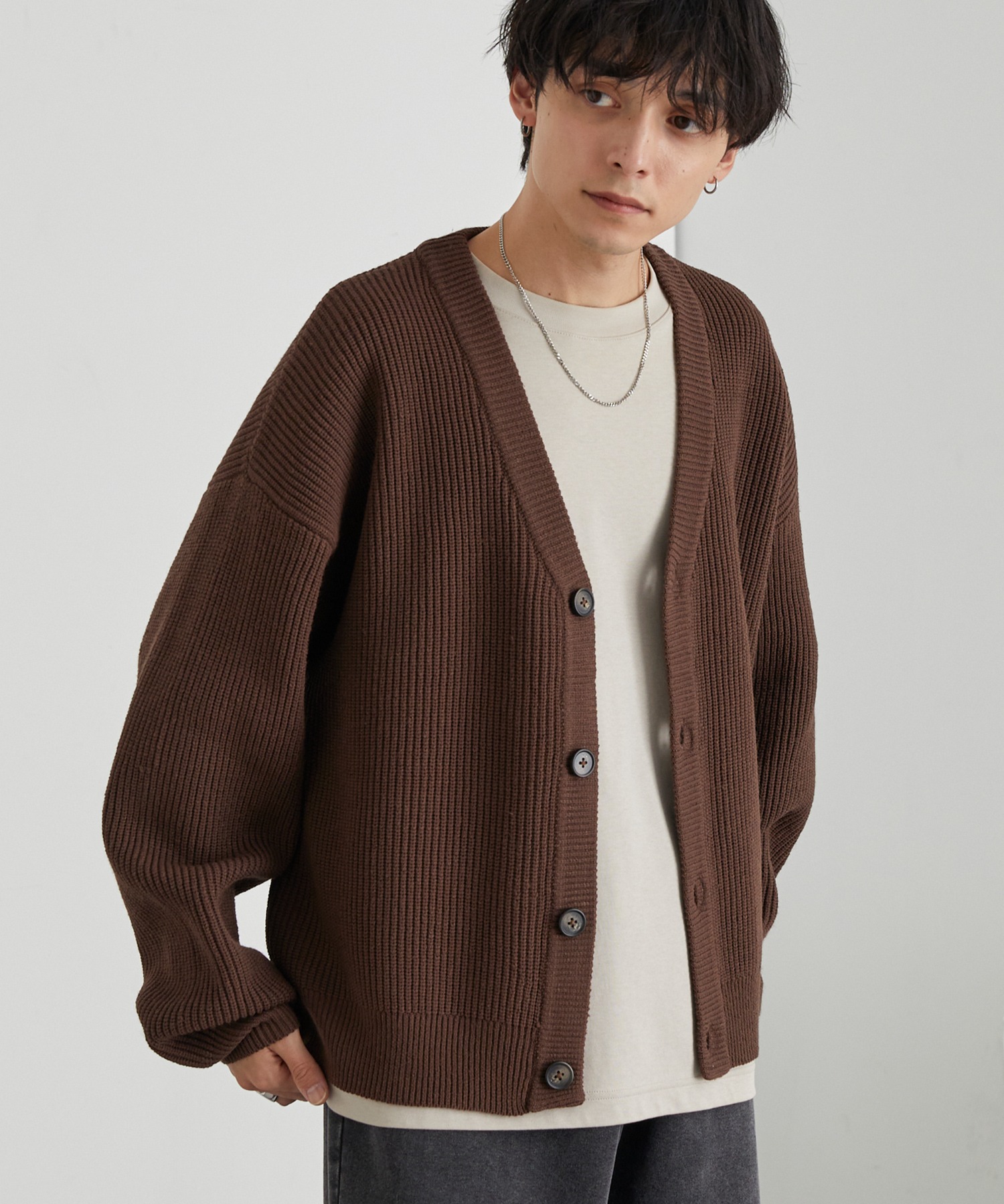 バルキー片畦編み オーバーサイズ Vネック ボリュームニット