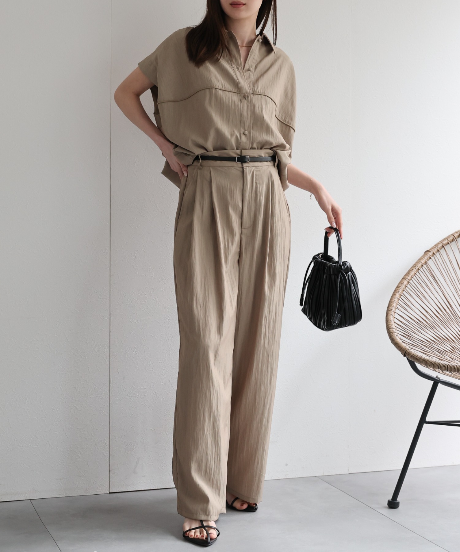 model：162cm 着用サイズ：F