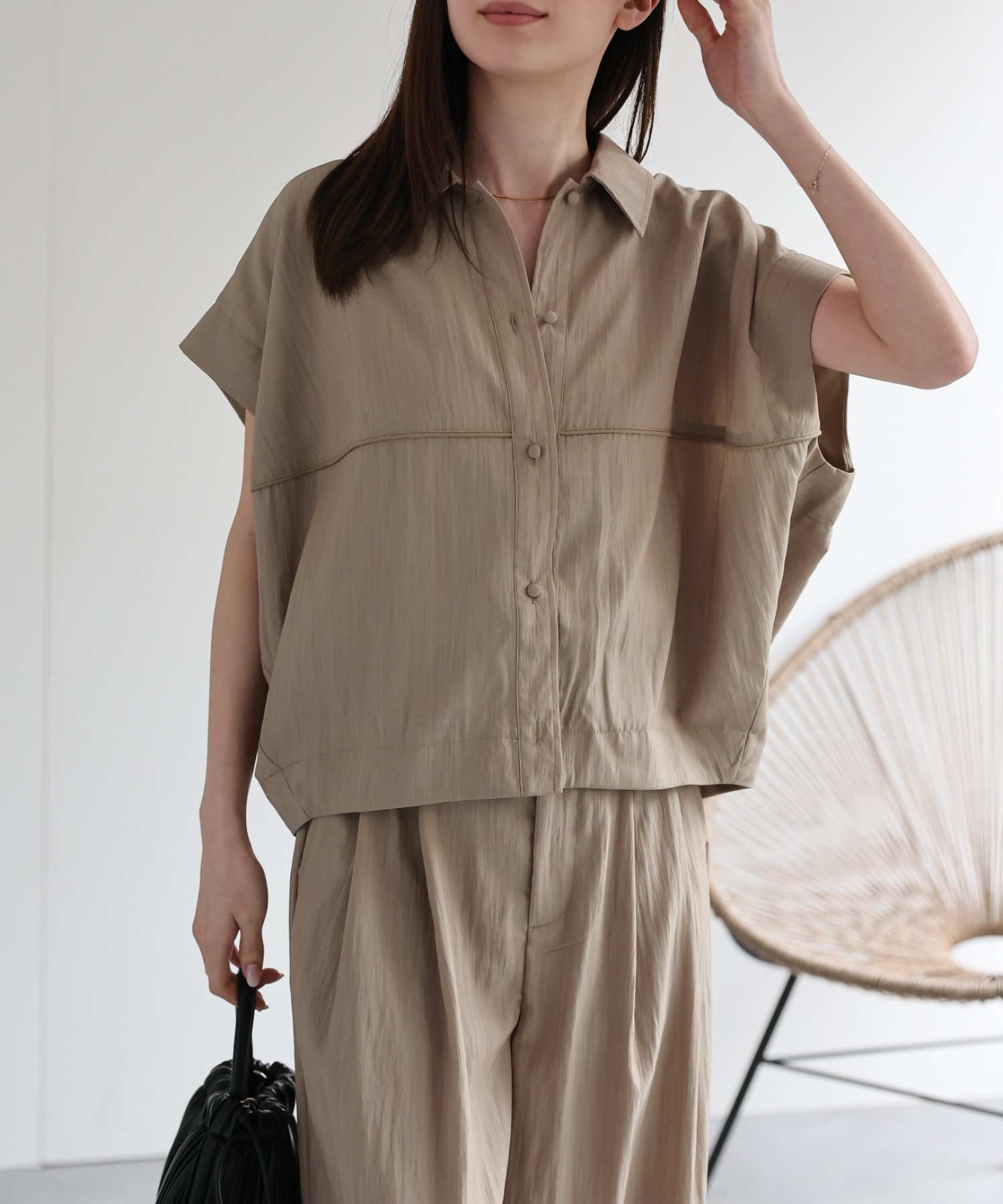 model：162cm 着用サイズ：F