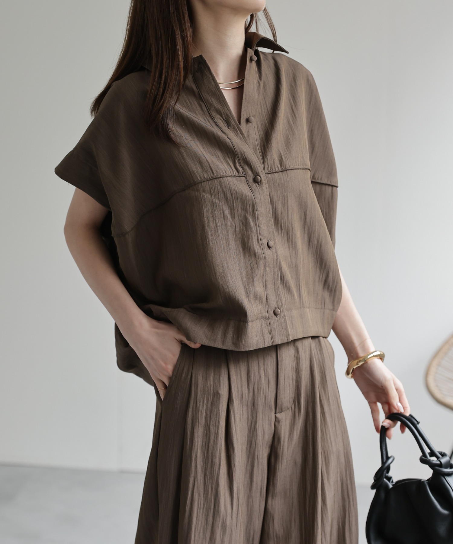 model：162cm 着用サイズ：F