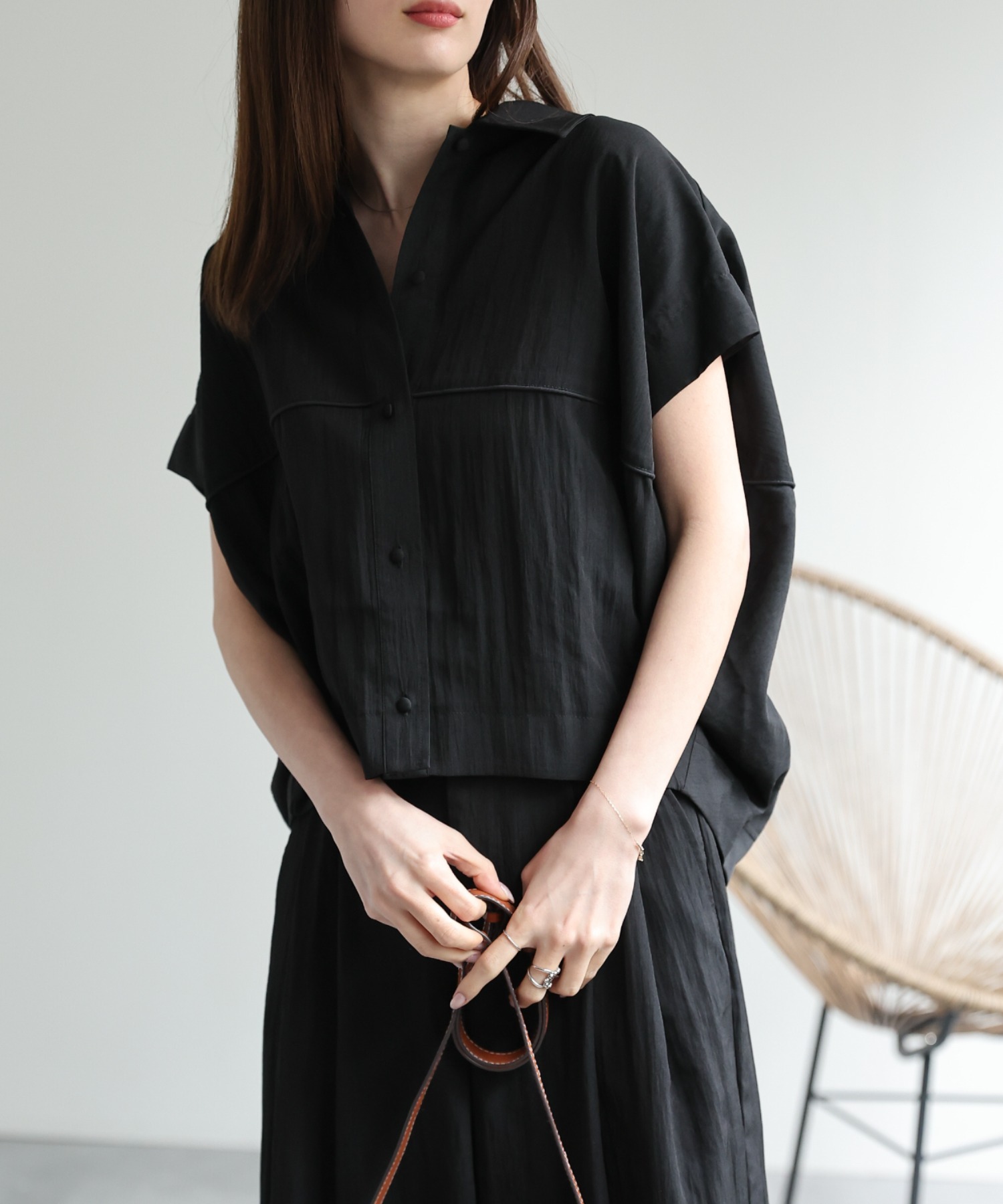 model：162cm 着用サイズ：F