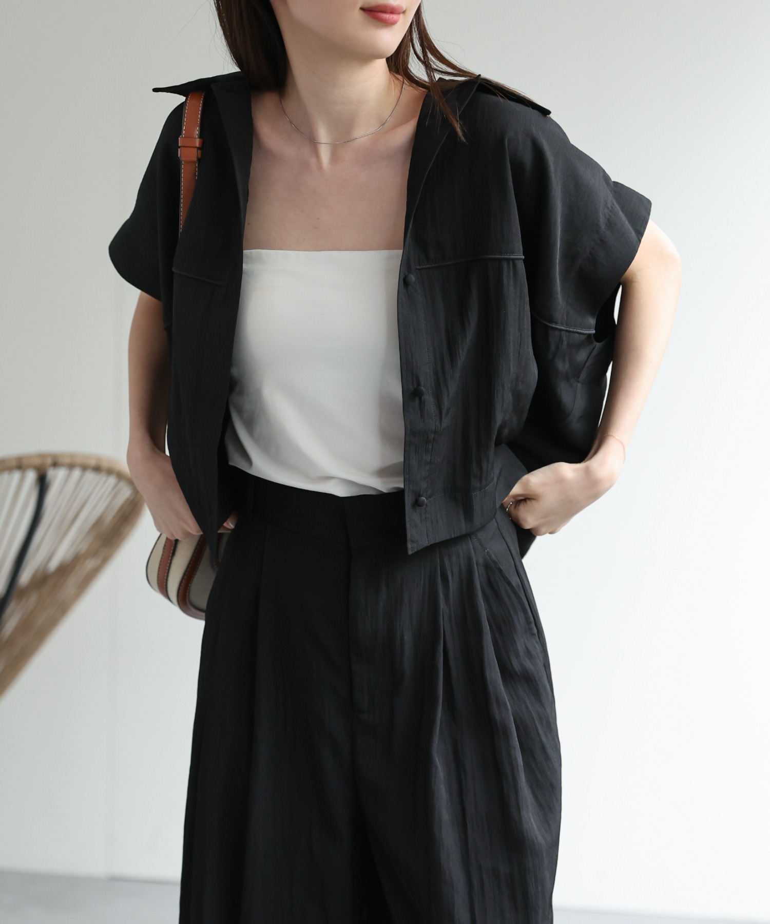 model：162cm 着用サイズ：F
前あきで着用して夏の羽織としても使いやすいです