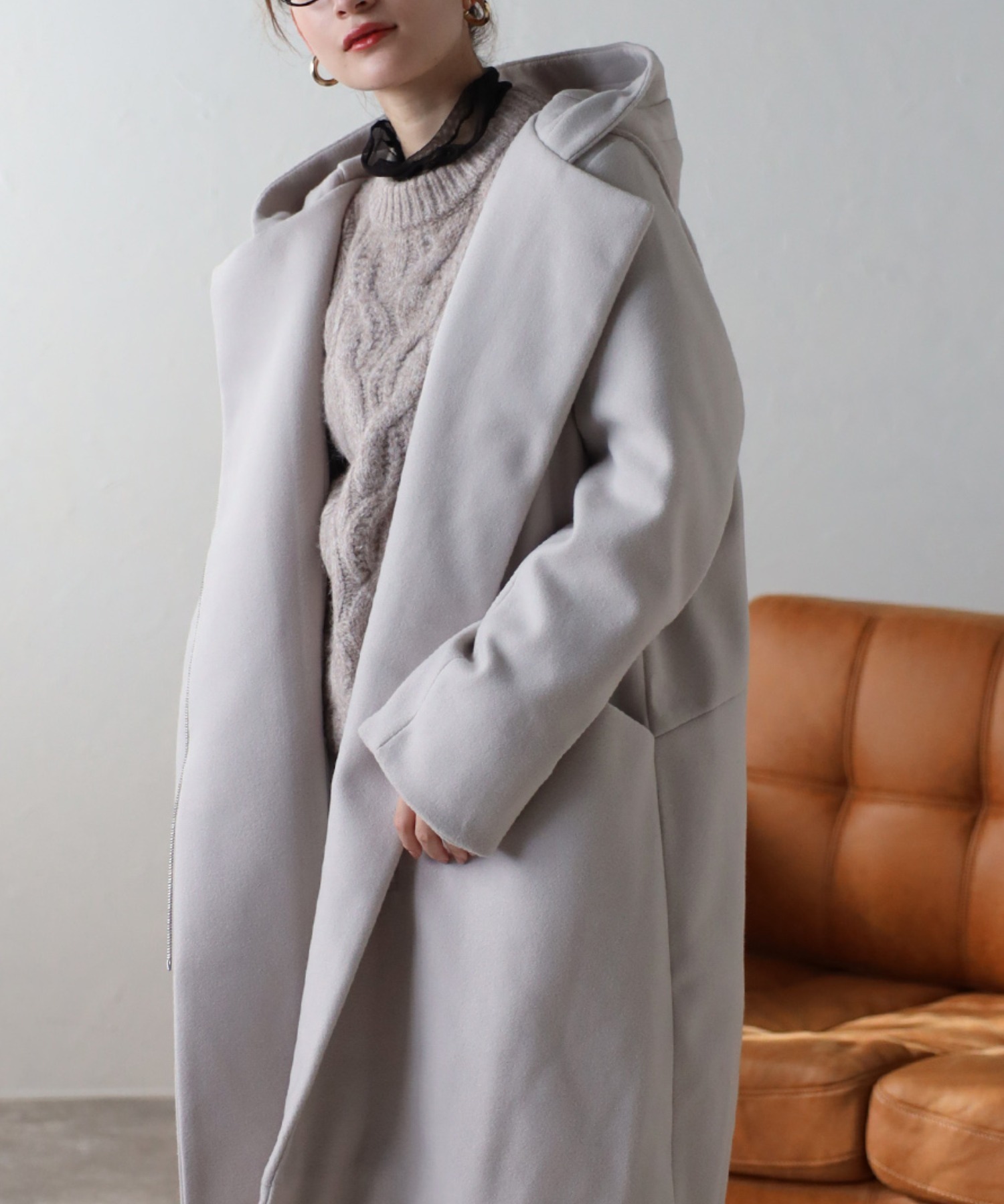 model：163cm / size：F