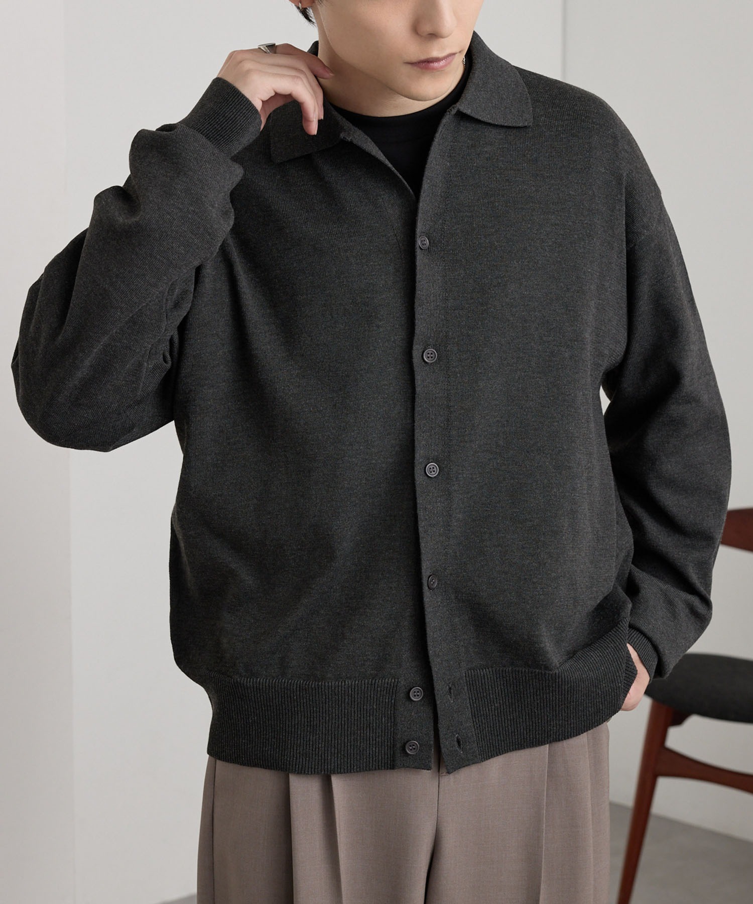 ●未使用●CONSISTER ニットシャツ カーデ 日本で全ての工程を仕上げた日本製のこだわり『JAPAN MADE』ハイゲージ