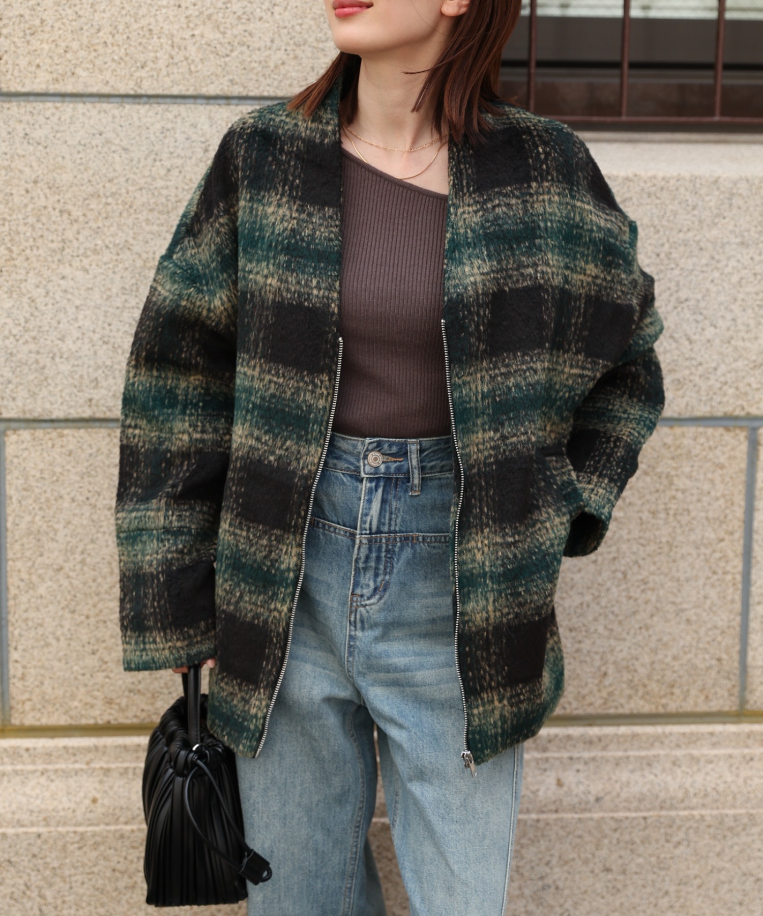 model：162cm　着用サイズ：F