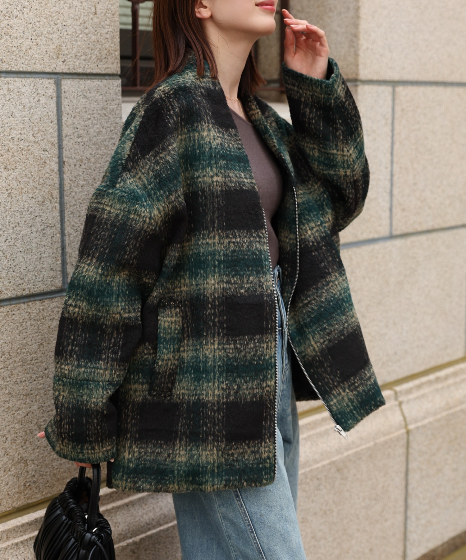 model：162cm　着用サイズ：F