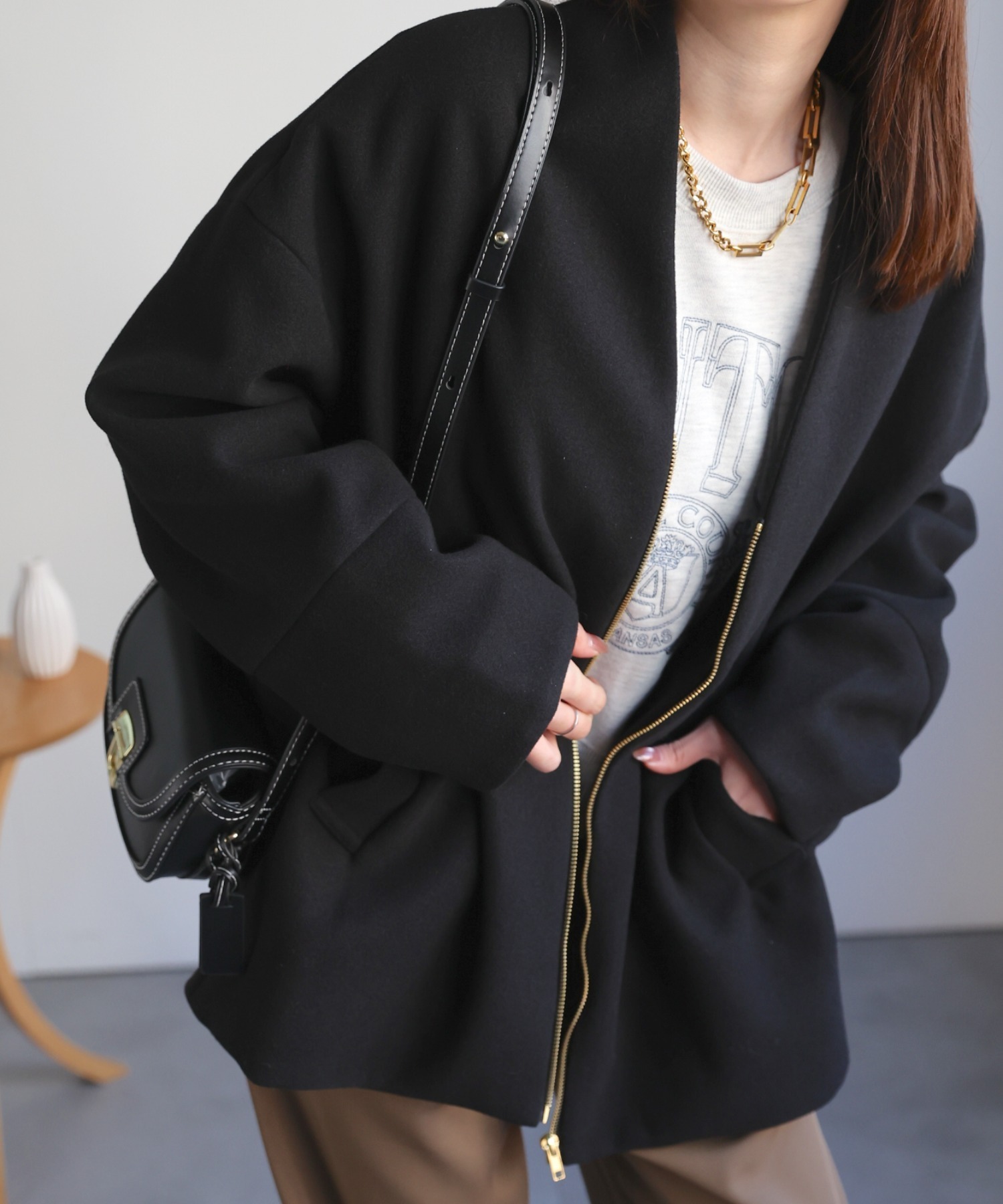 model：162cm　着用サイズ：F