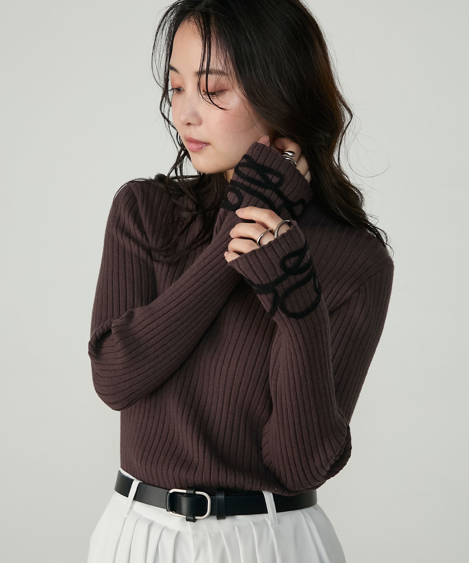 【モード】Fuzzykon 25ss 再構築アシンメトリーサマーリブカットソー ビスチェ風刺繍カットソー(カットソー・Tシャツ) | al'aise