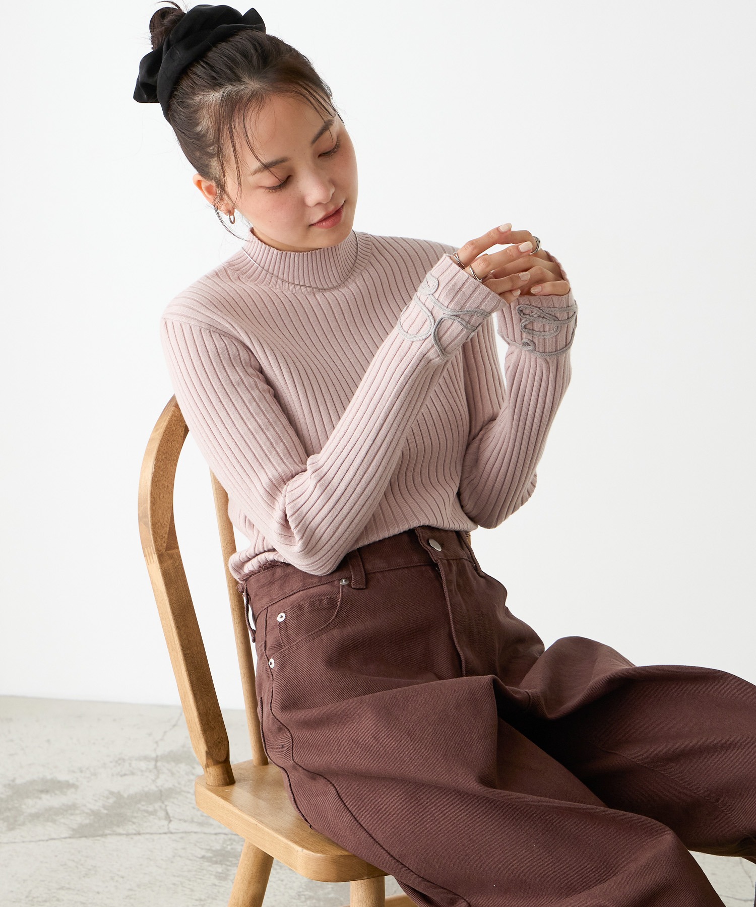 forksy.】コード刺繍ハイネックリブニットプルオーバー forksy.│MONO