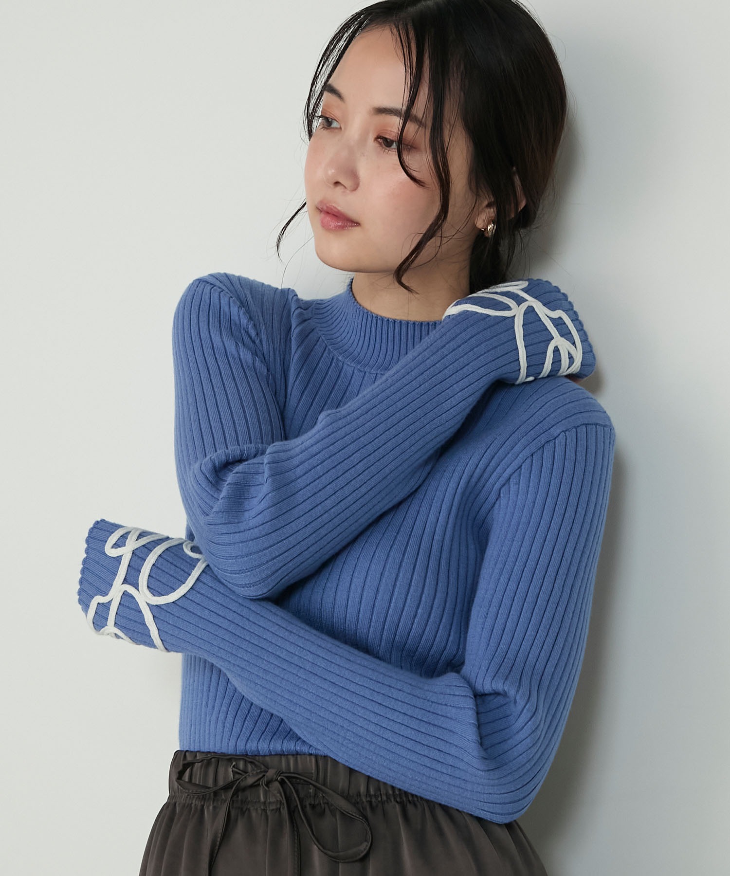 forksy.】コード刺繍ハイネックリブニットプルオーバー forksy