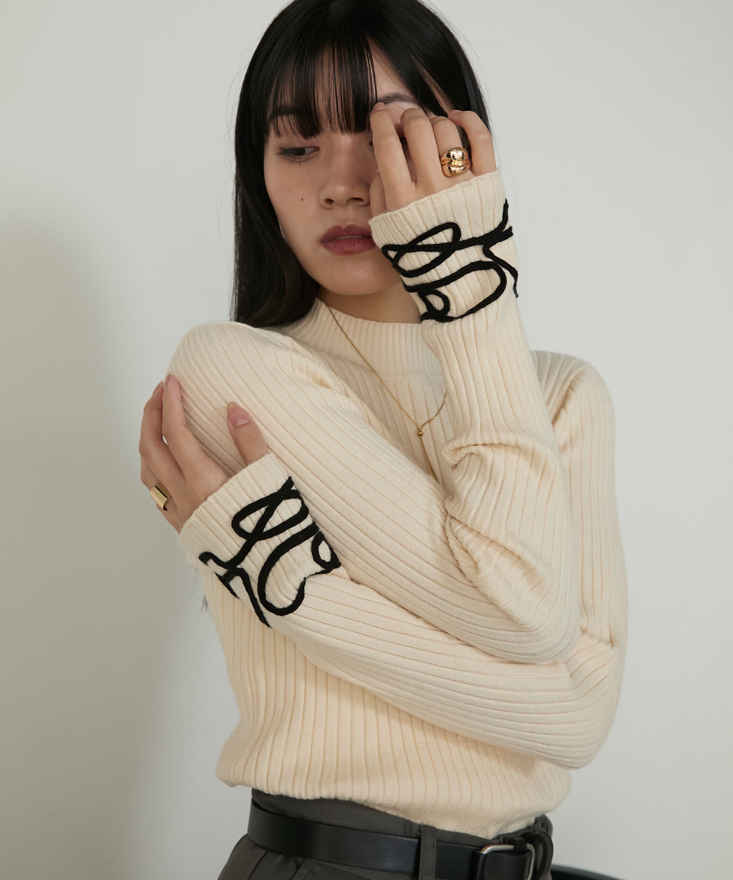 forksy.】コード刺繍ハイネックリブニットプルオーバー forksy.│MONO