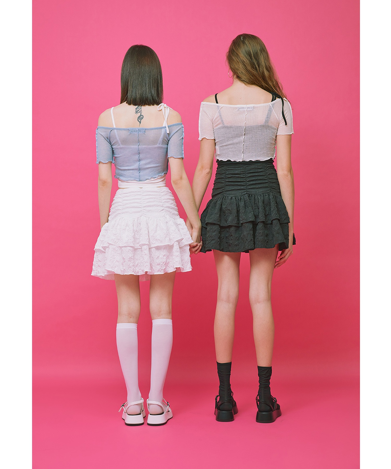 CRANK/クランク』WAVE OFF SHOULDER/ウェーブオフショルダー