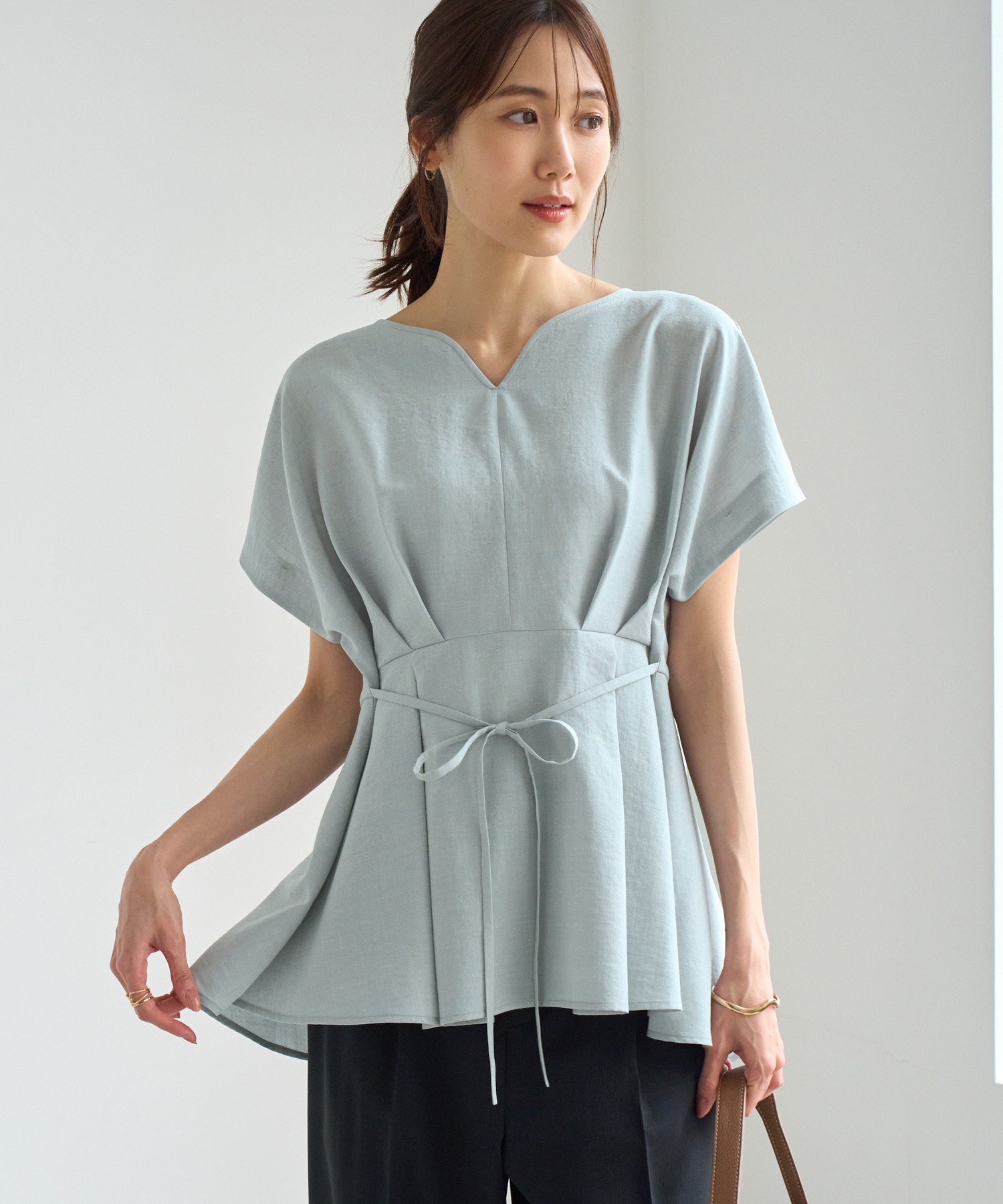 (BestHit) \ Новые цвета добавлены / Heartneck peplum blouse / холодящий контакт