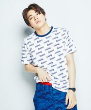 SLANTED LOGO総柄 Tシャツ