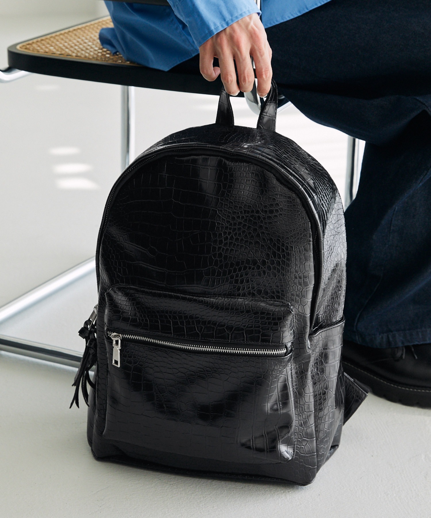 BASIC NEOLEATHER BACKPACK/PUレザーバッグパック