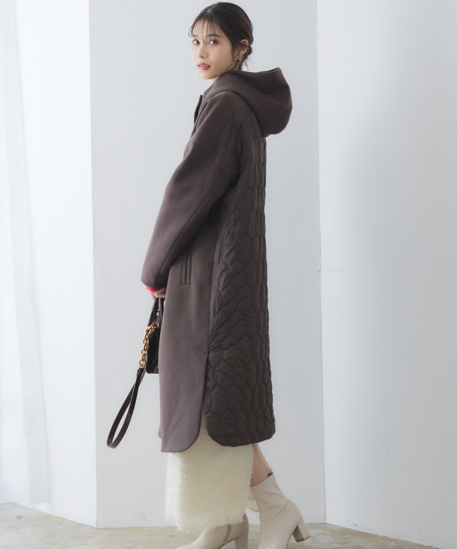 model：166cm　着用サイズ：M　着用カラー：ブラウン