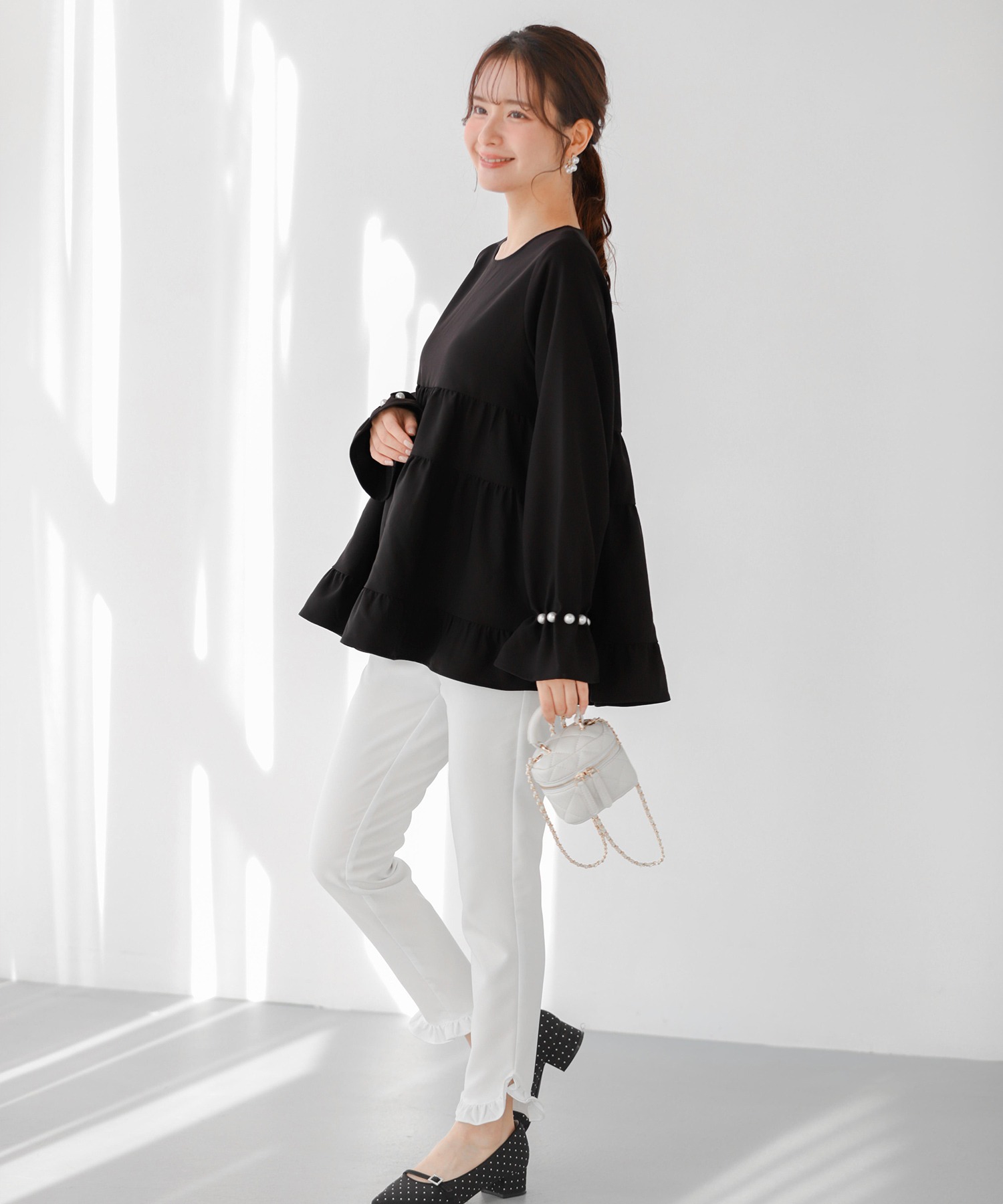 タックパール袖ティアードトップス