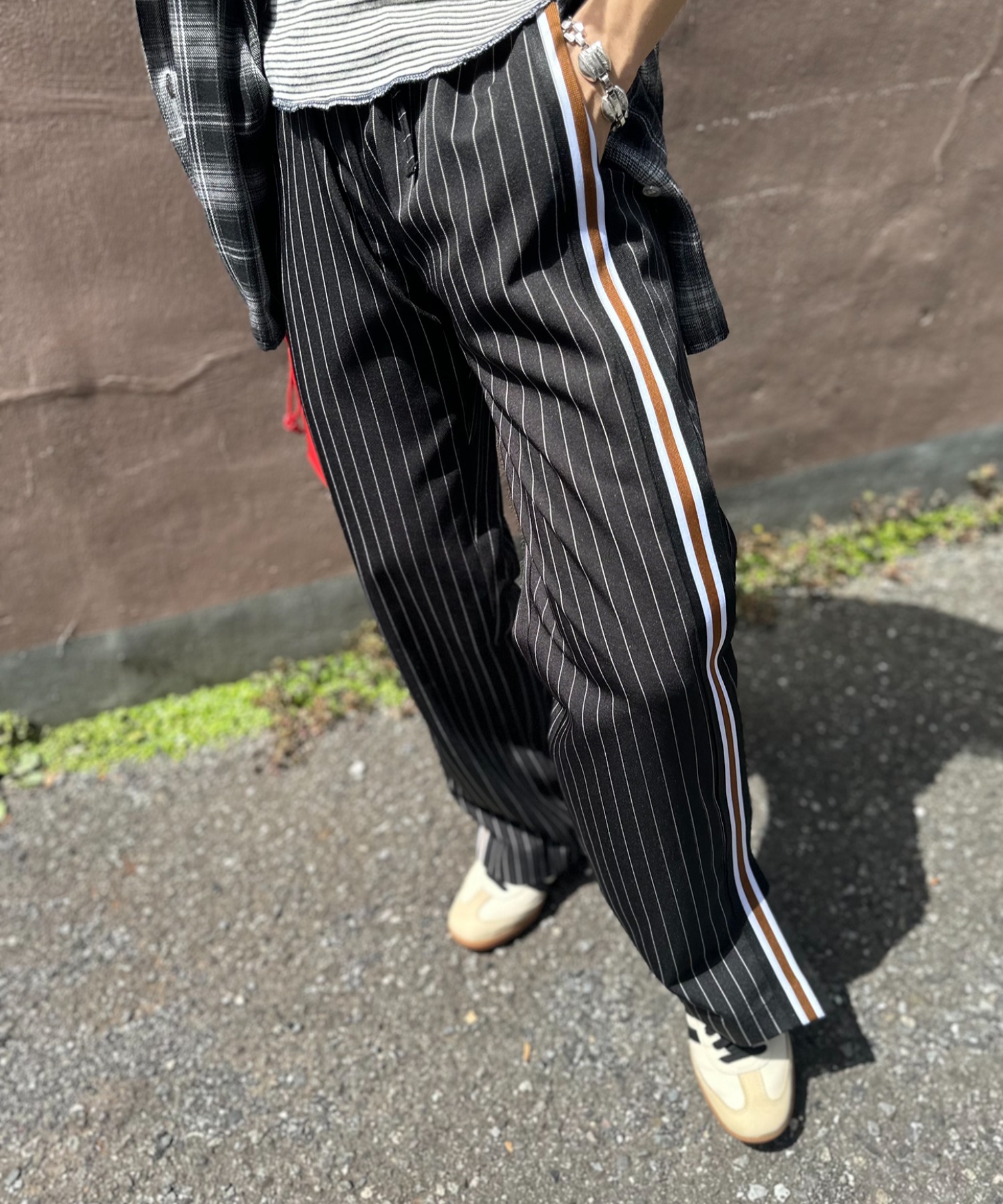 ブラック系　 ※ウエストを折り返して着用
model:154cm 着用サイズ:FREE