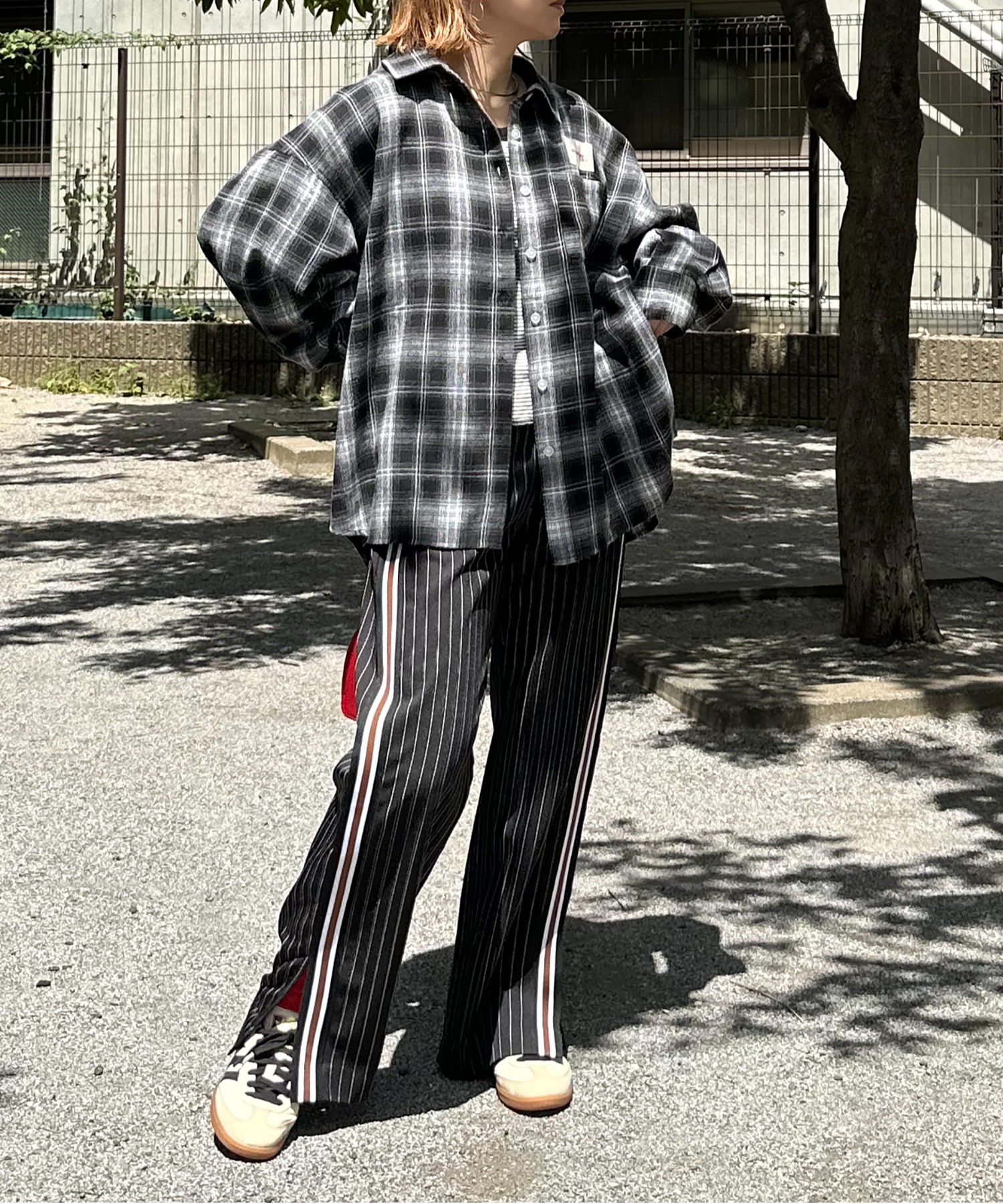 ブラック系　 ※ウエストを折り返して着用
model:154cm 着用サイズ:FREE