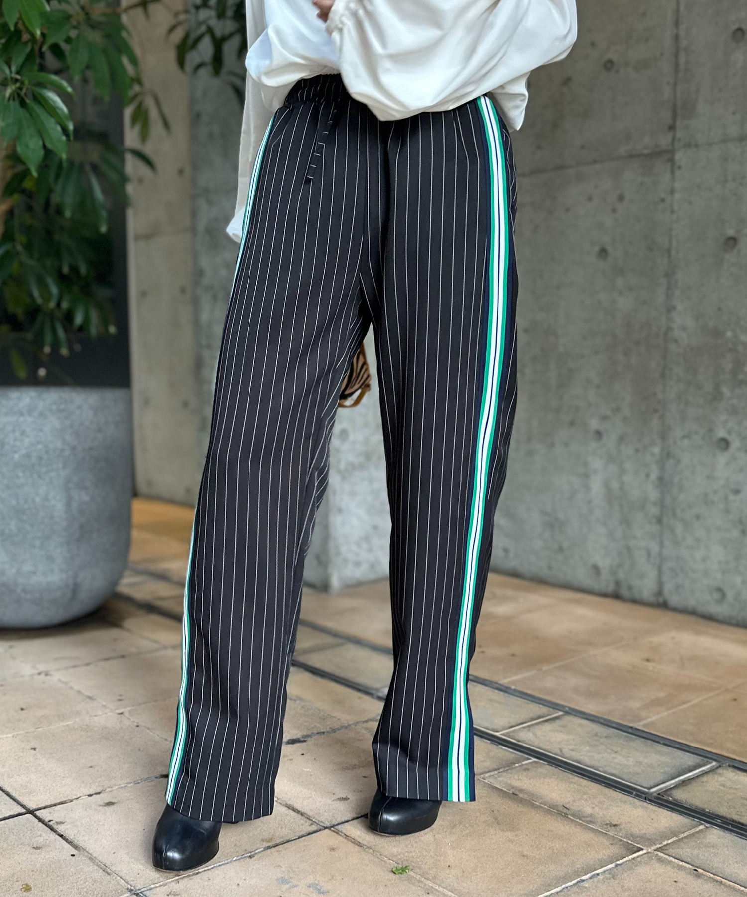 ブラック
model:154cm 着用サイズ:FREE