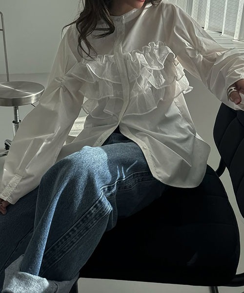 organdyfrill layered point gather sleeve
