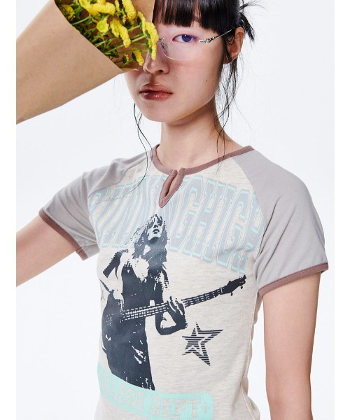 tシャツ A'GEM/9 × .kom 「runningHIGH/ランニングハイ」VARSITY LOGO H/S TEE/ヴァーシティロゴ半袖Tシャ A'GEM/9 × .kom 『runningHIGH/ランニングハイ』VARSITY LOGO H
