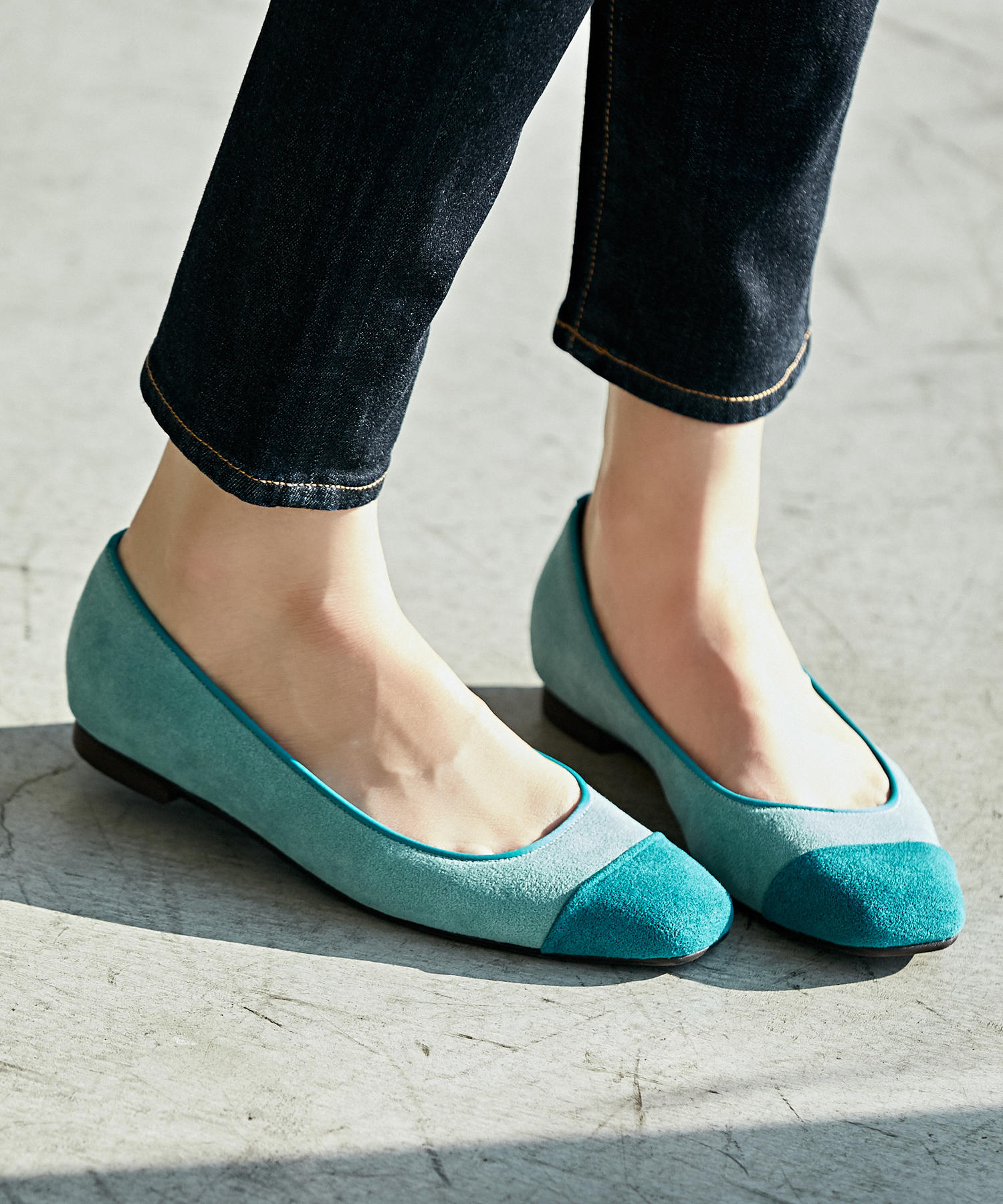 商品詳細 Kfc スクエアコンビ フラットシューズ 1 5cmヒール Outlet アウトレット 公式通販