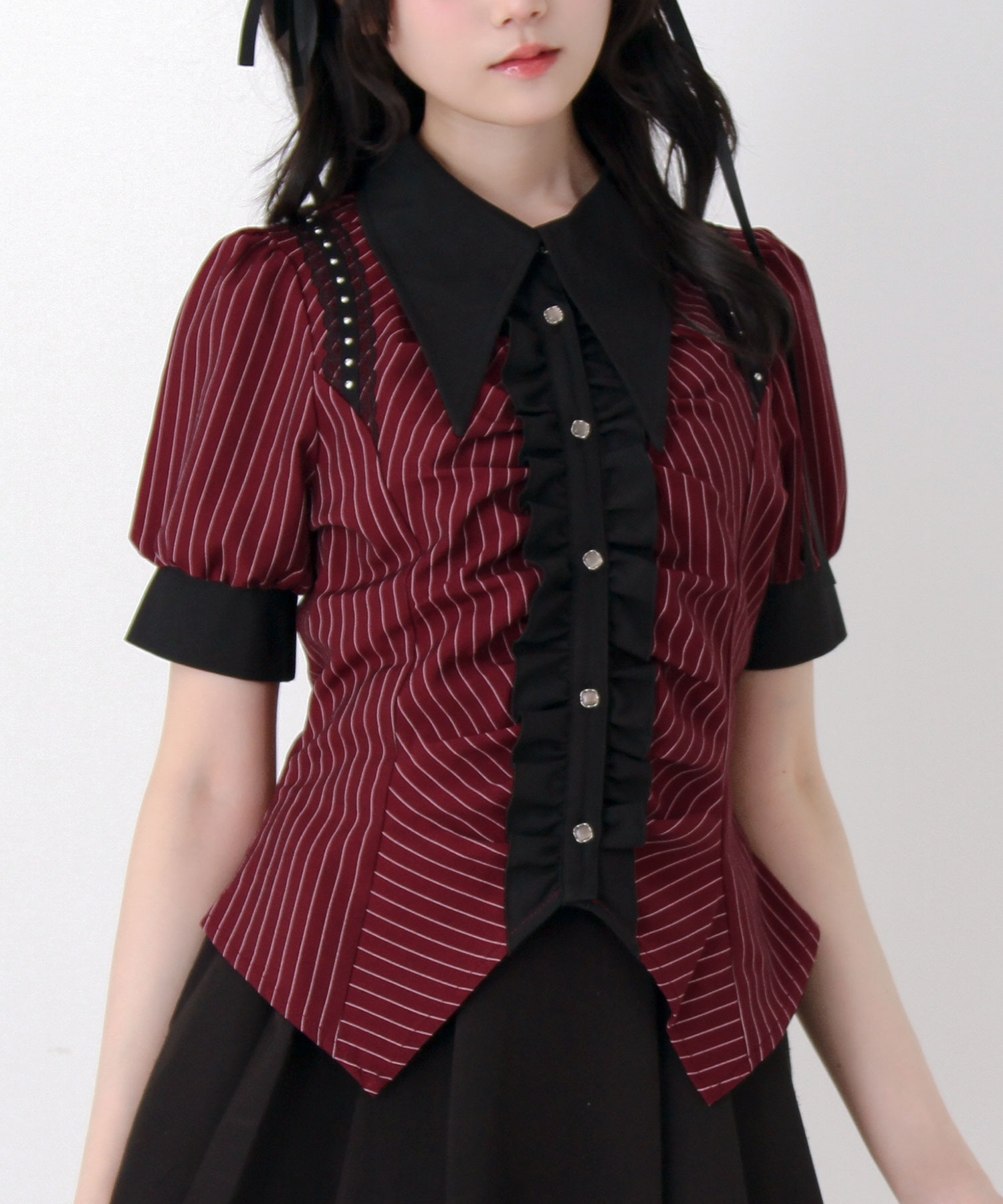 Gothic‑style угол‑frill blouse with gauze